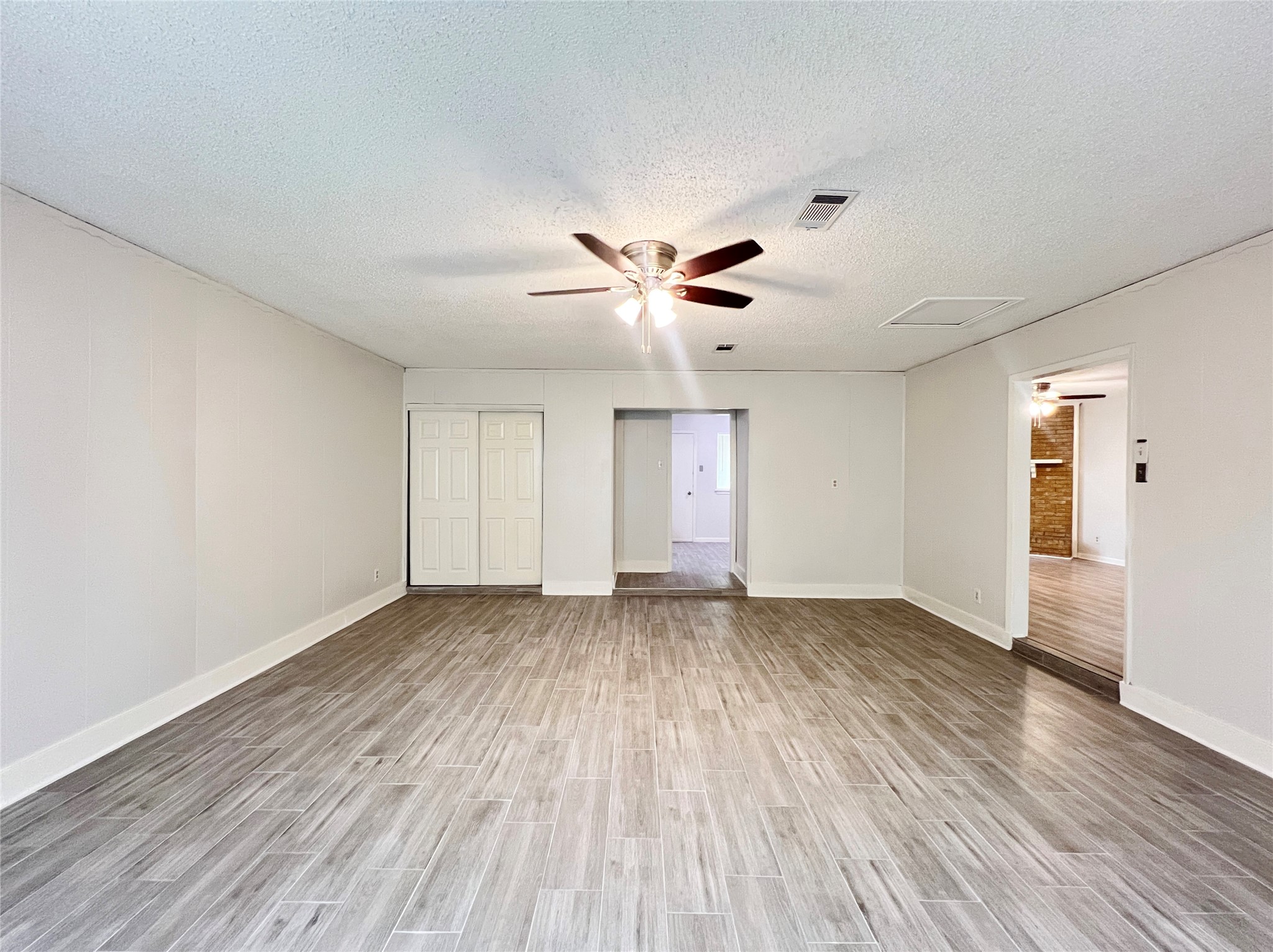 2121 Spanish Trail Irving TX 75060