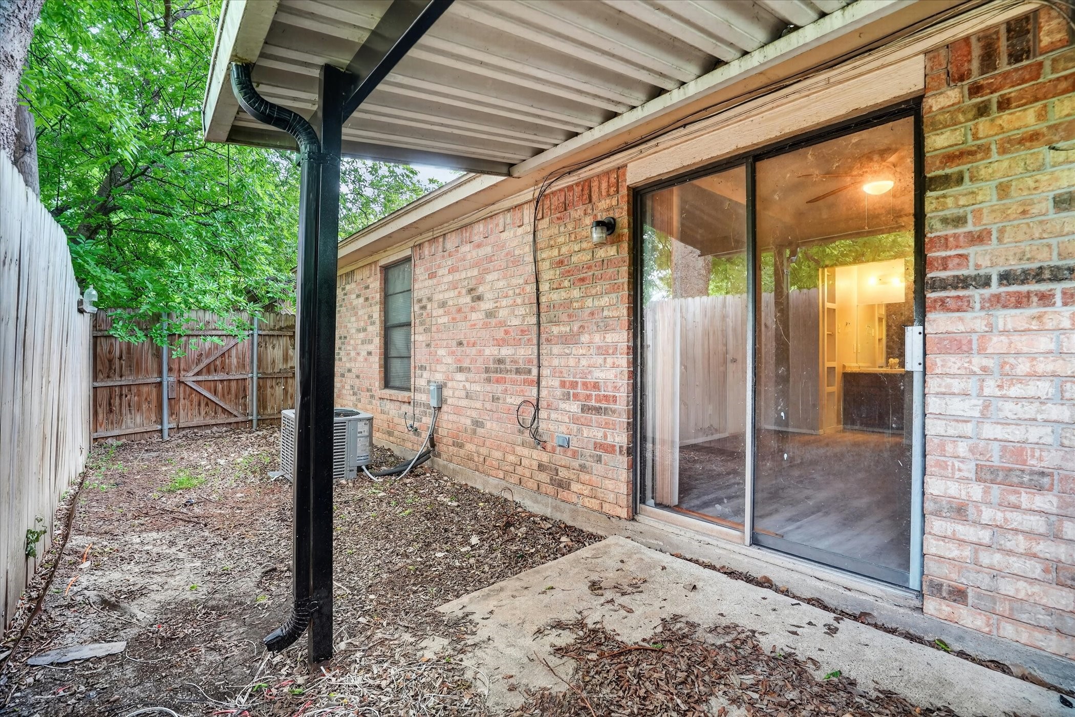 119 Del Rio Avenue Benbrook TX 76126
