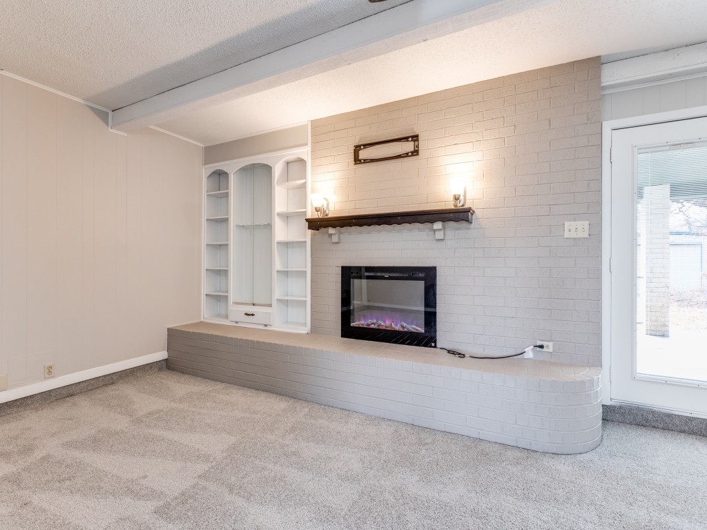 7335 Reed Road Azle TX 76020