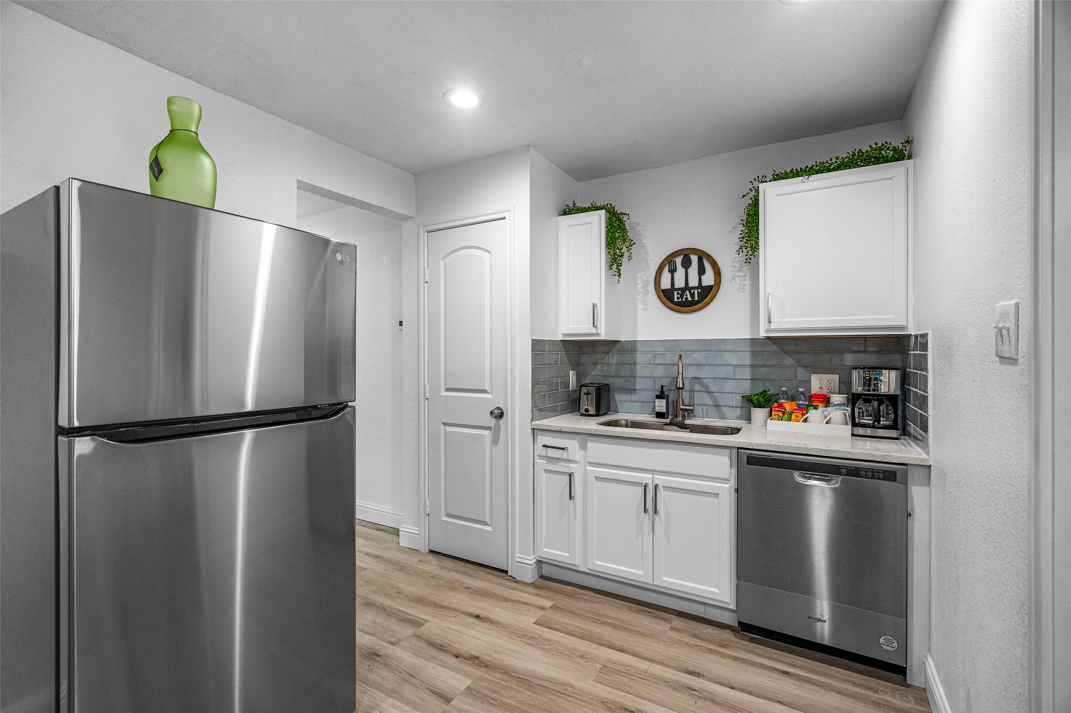 2250 Areba Street Dallas TX 75203
