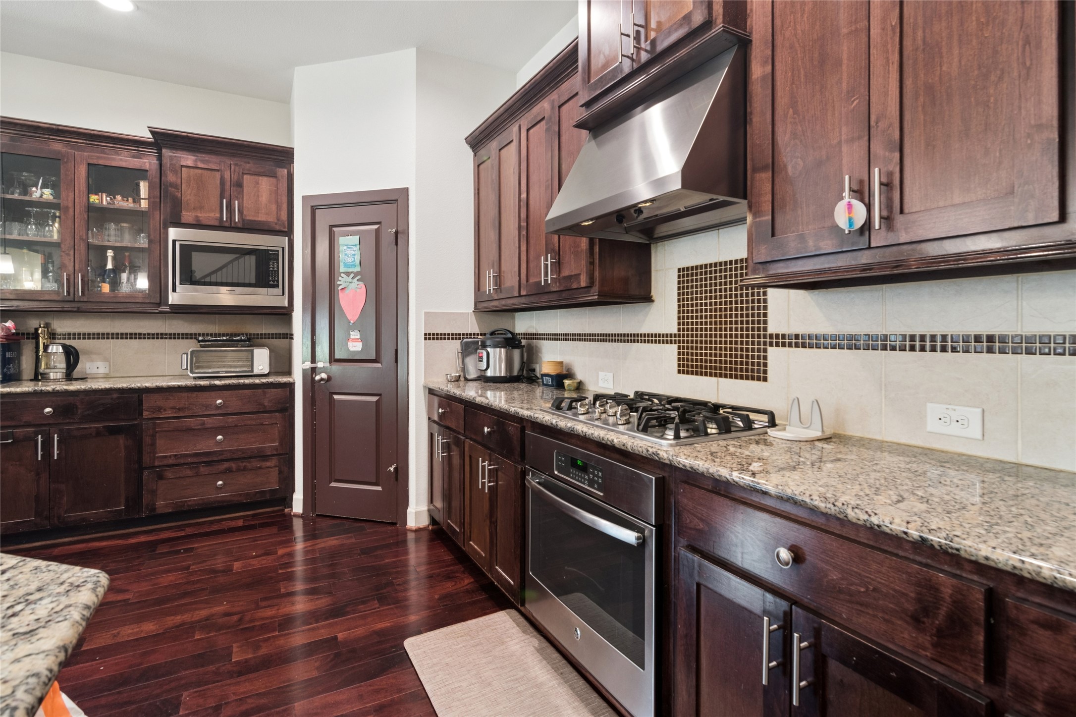 6715 Castillo Street Irving TX 75039