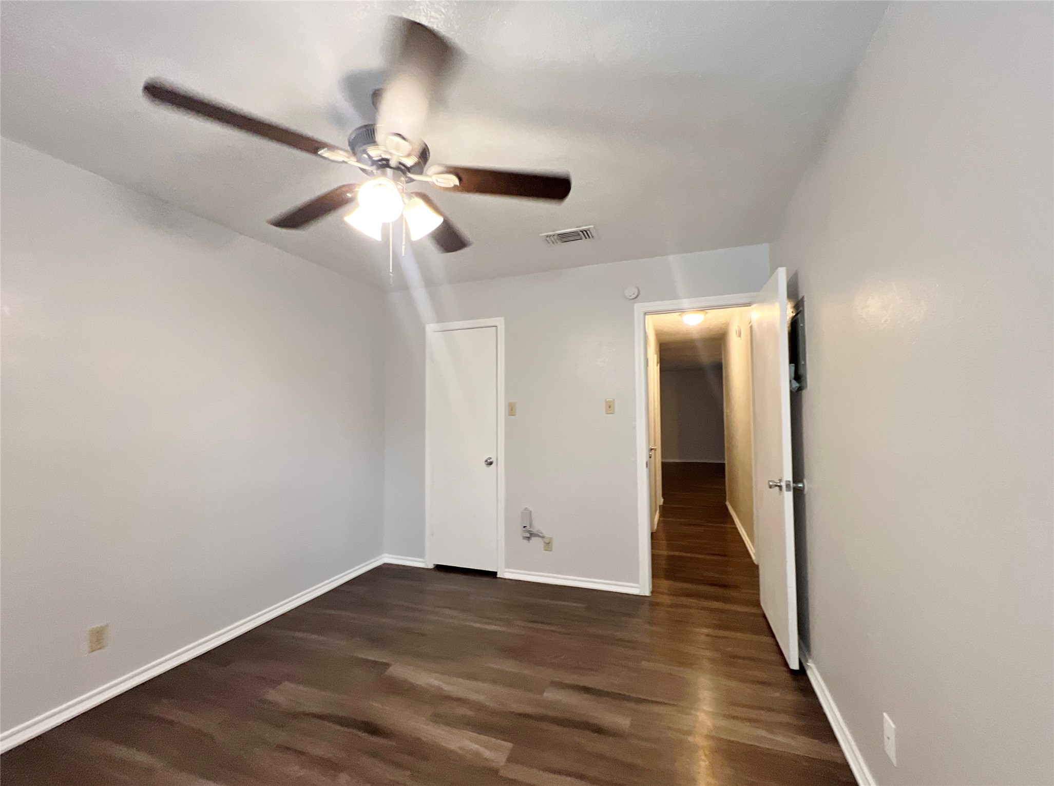 1108 N Elm Street Denton TX 76201