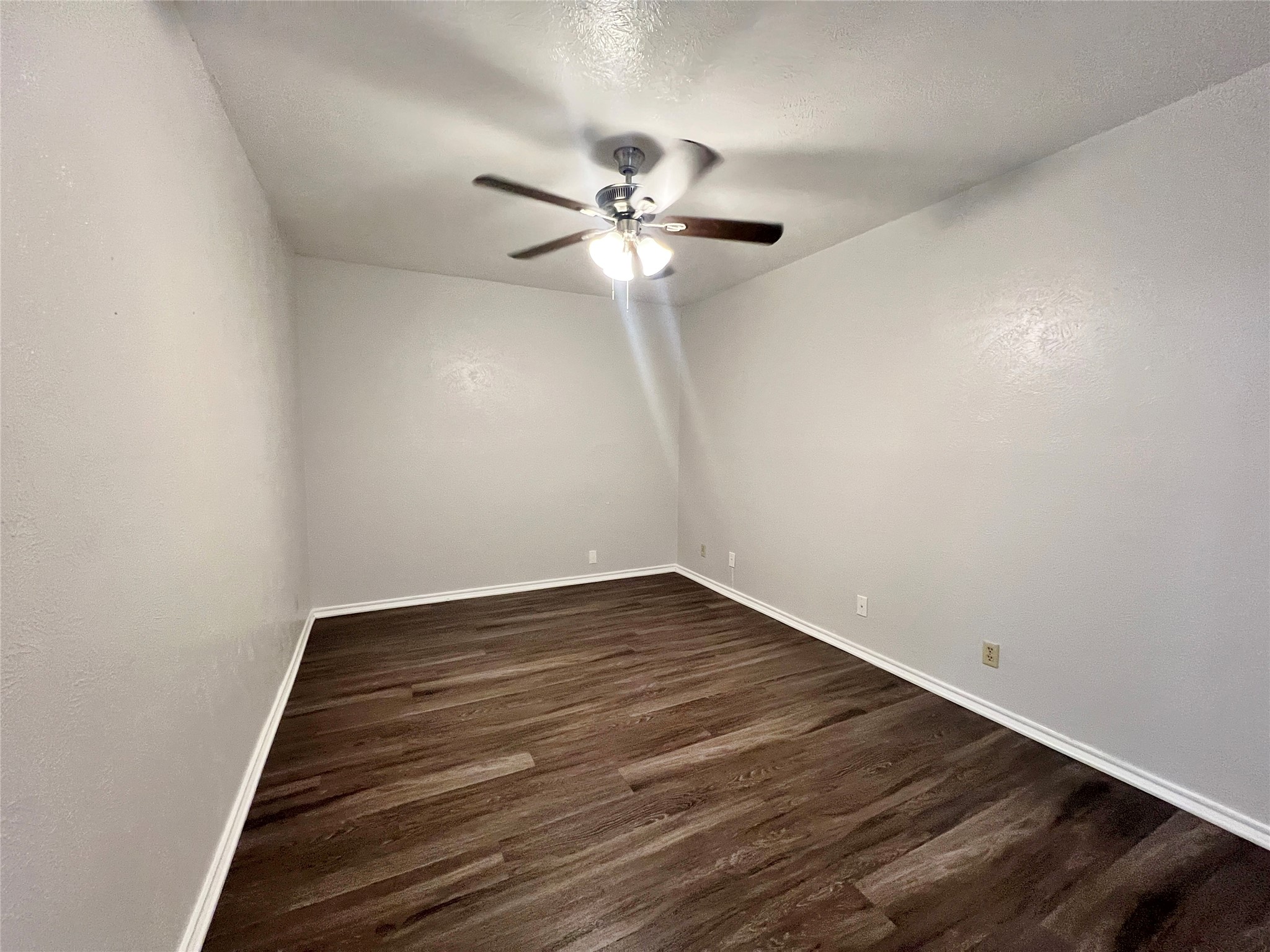 1108 N Elm Street Denton TX 76201