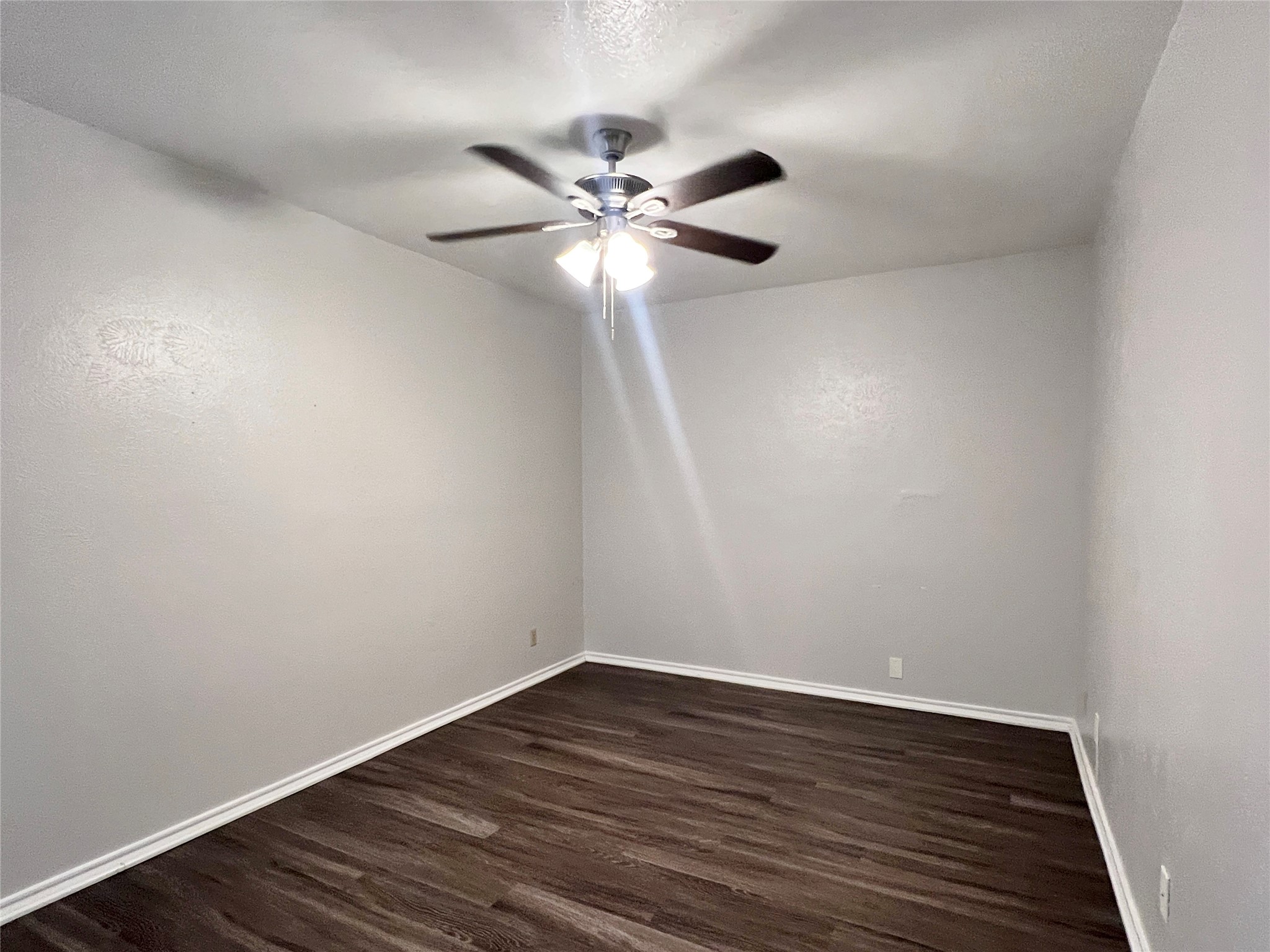 1108 N Elm Street Denton TX 76201