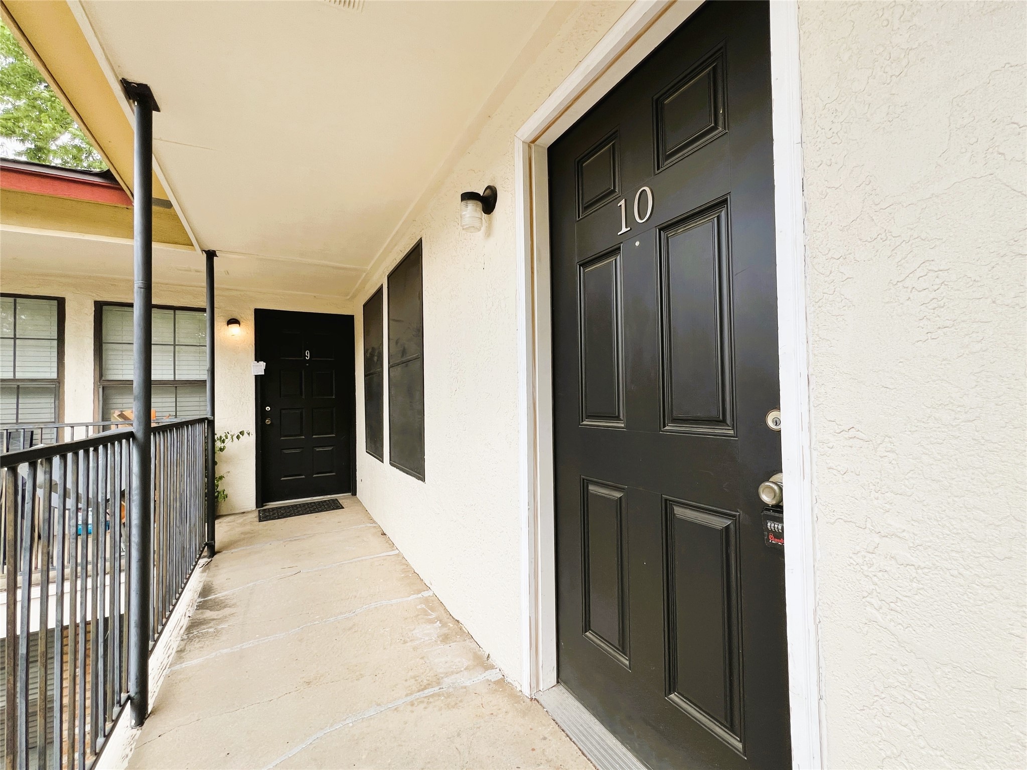 1108 N Elm Street Denton TX 76201