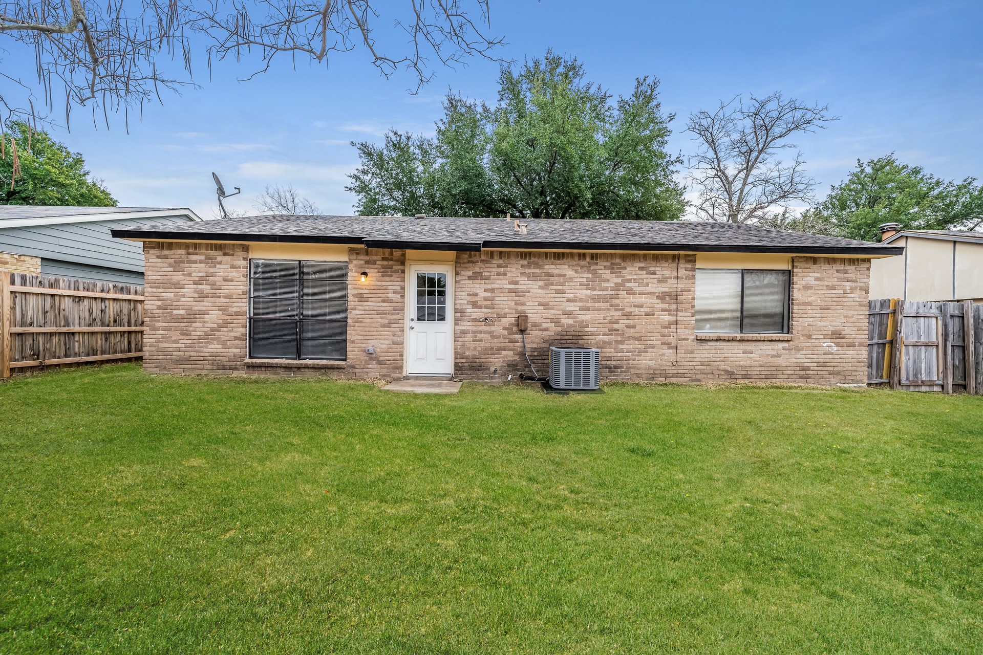 6403 Redwood Lane Rowlett TX 75089