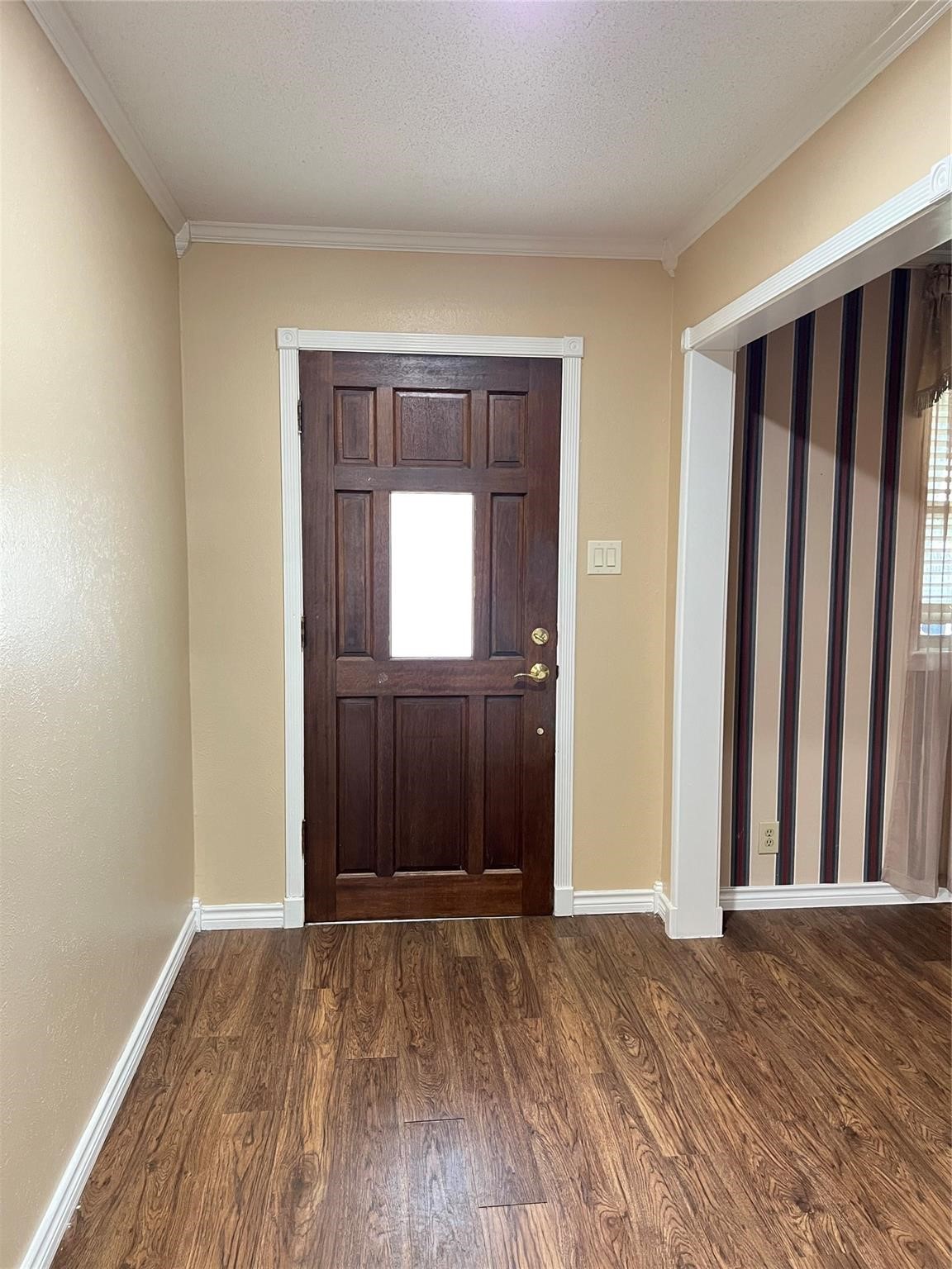 208 Shelmar Drive Euless TX 76039
