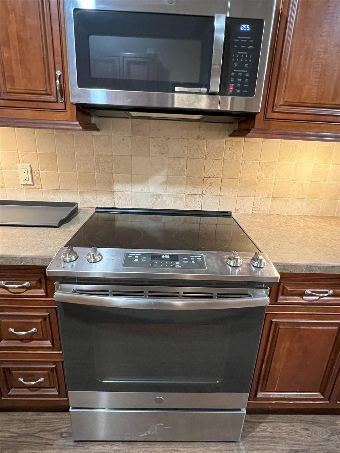 208 Shelmar Drive Euless TX 76039