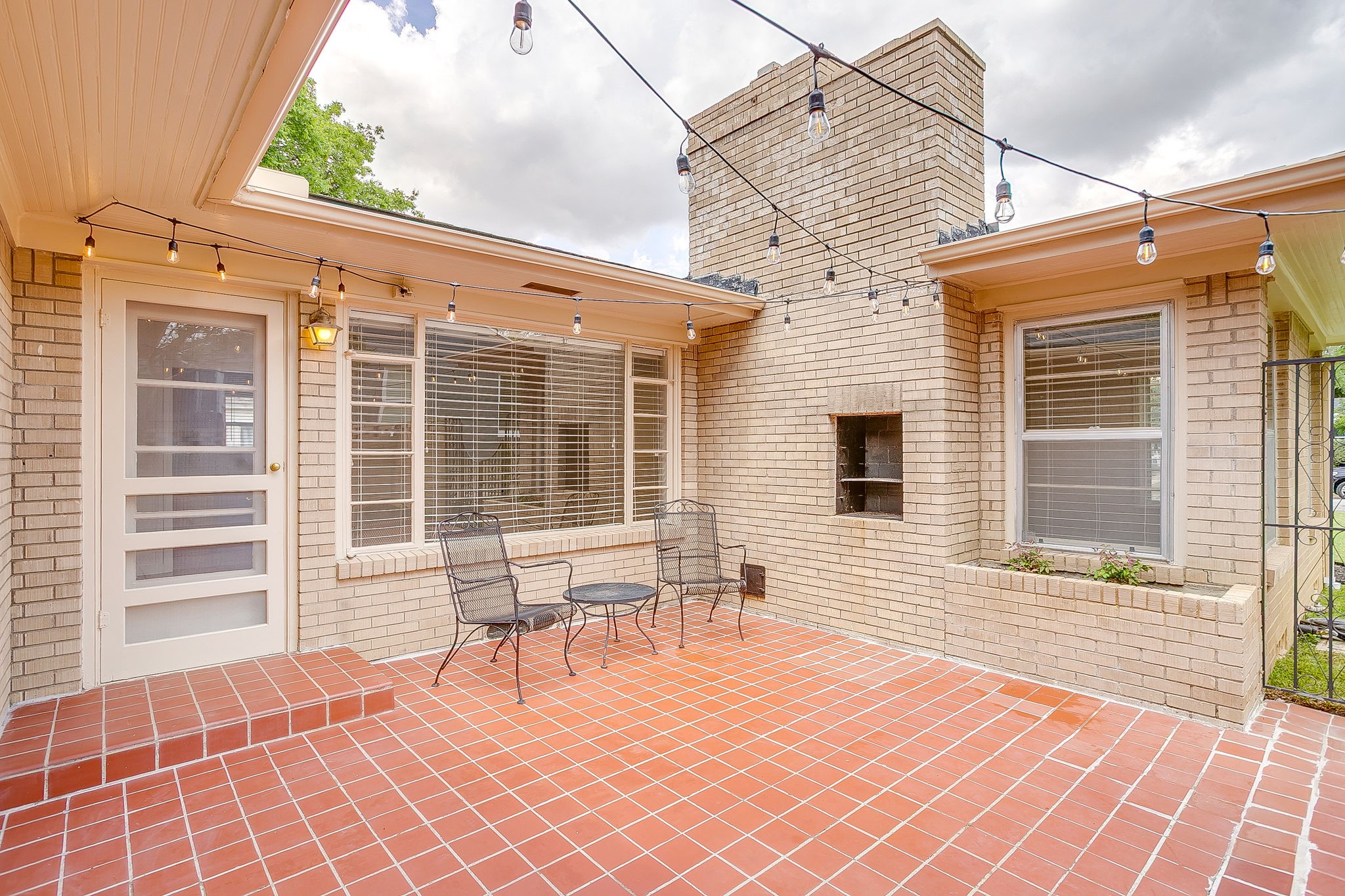 2812 Ryan Place Drive Fort Worth TX 76110