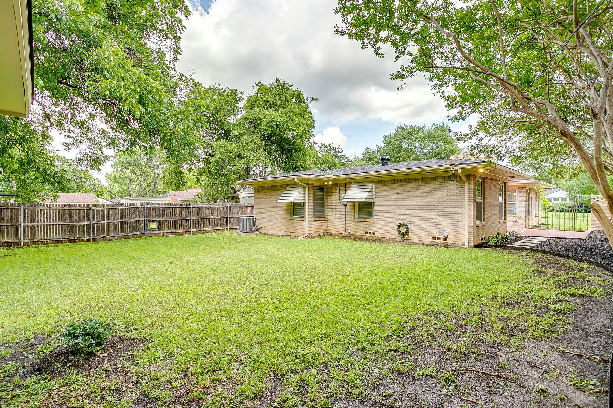 2812 Ryan Place Drive Fort Worth TX 76110