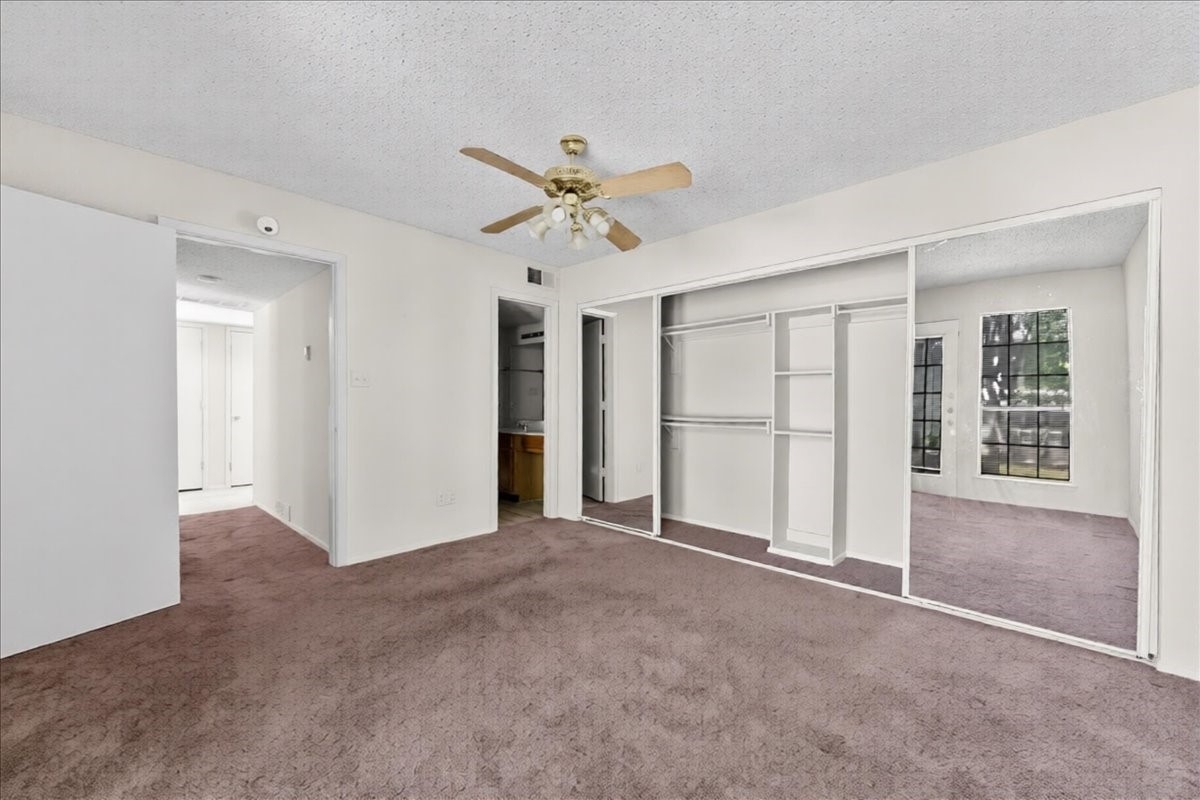 9621 Walnut Street Dallas TX 75243