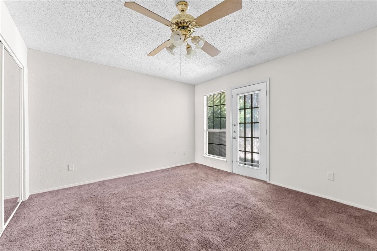 9621 Walnut Street Dallas TX 75243