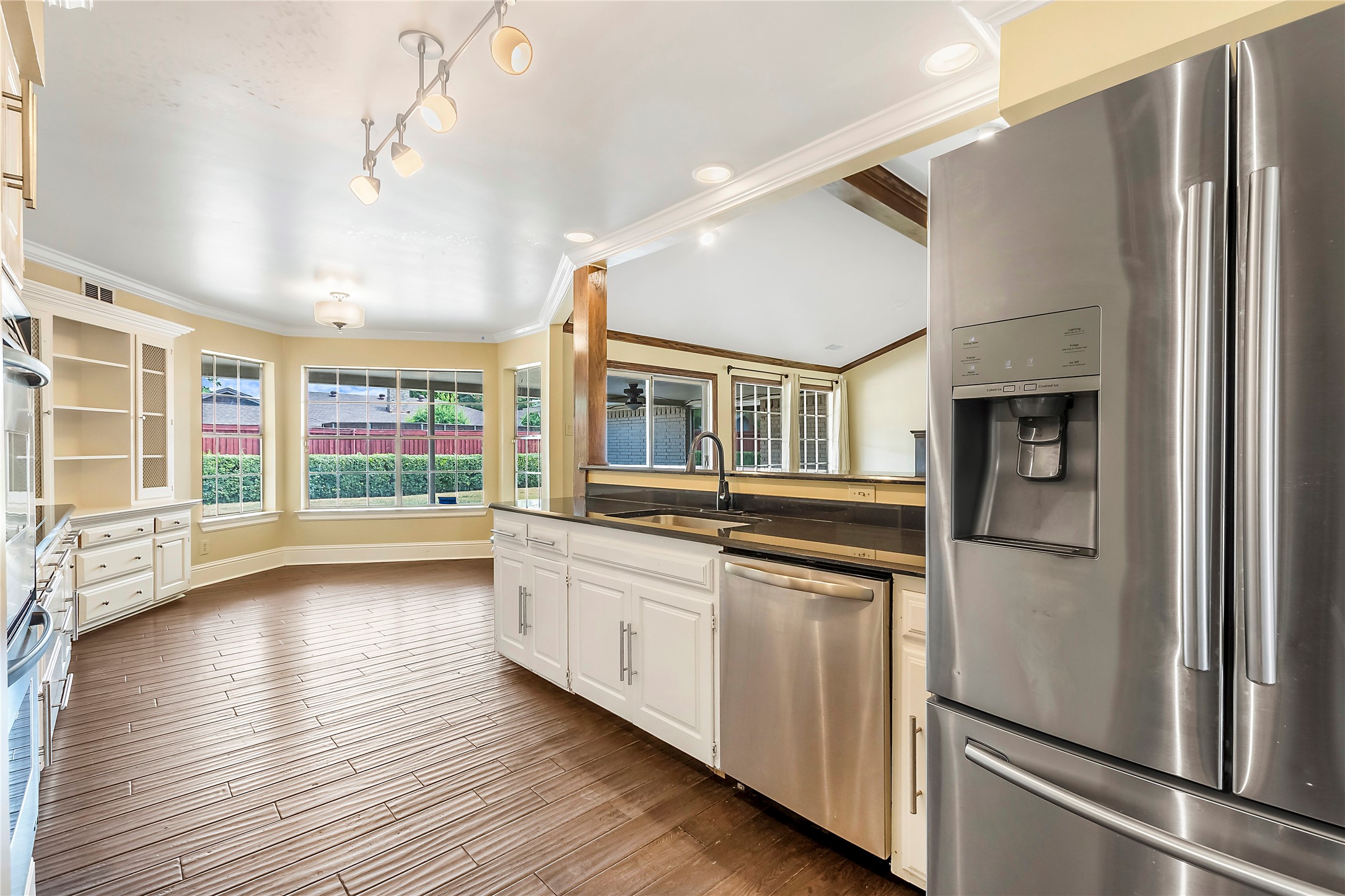 6109 Highgate Lane Dallas TX 75214