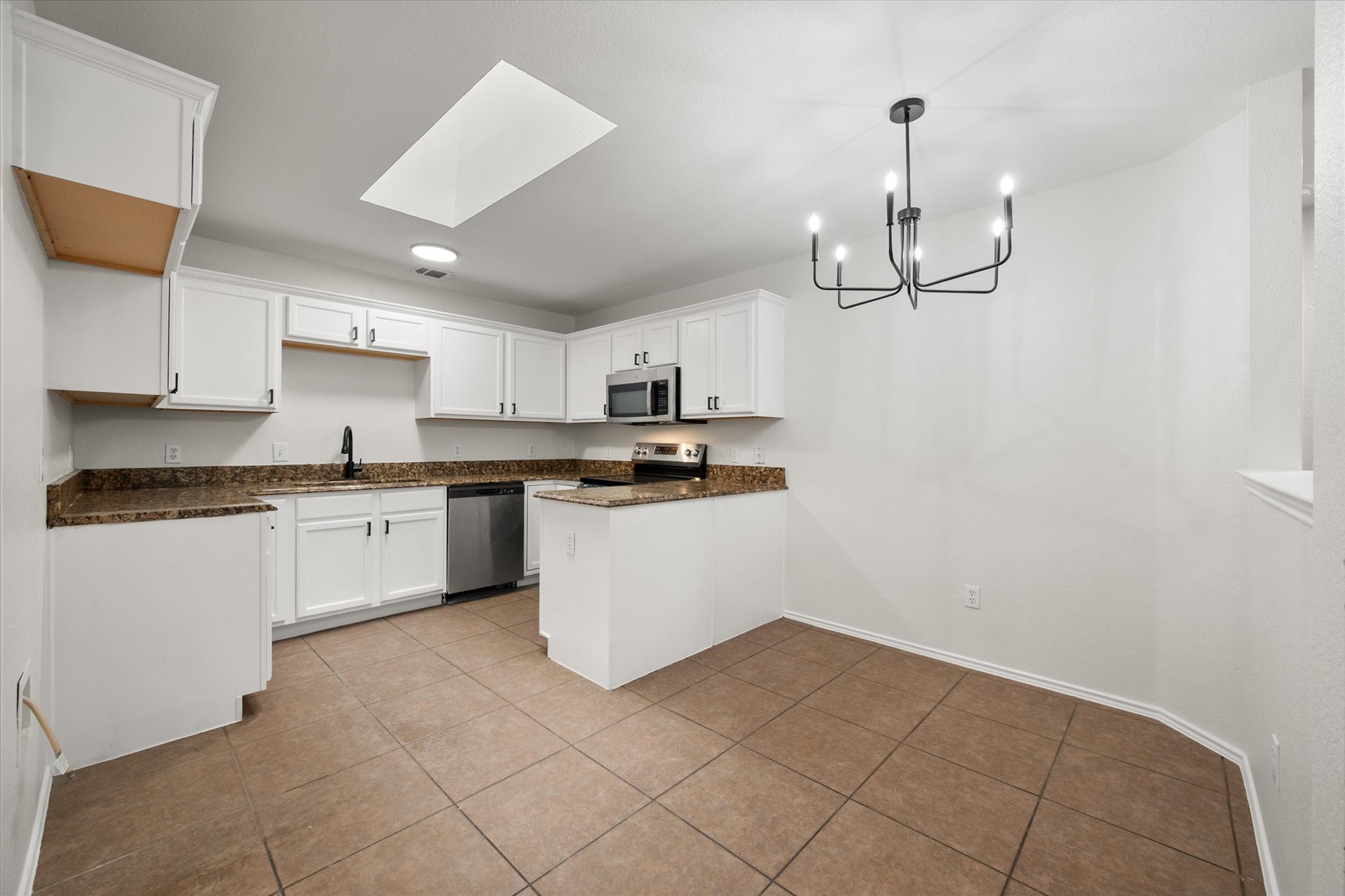 1627 Wintercrest Road Grand Prairie TX 75052