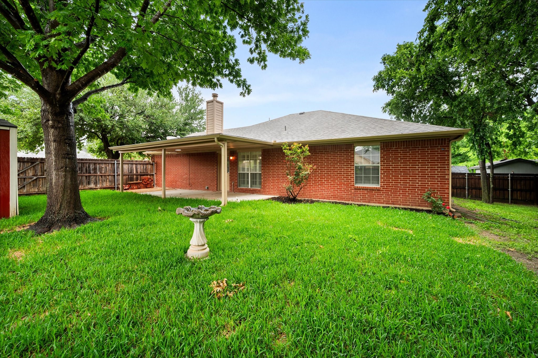 1627 Wintercrest Road Grand Prairie TX 75052