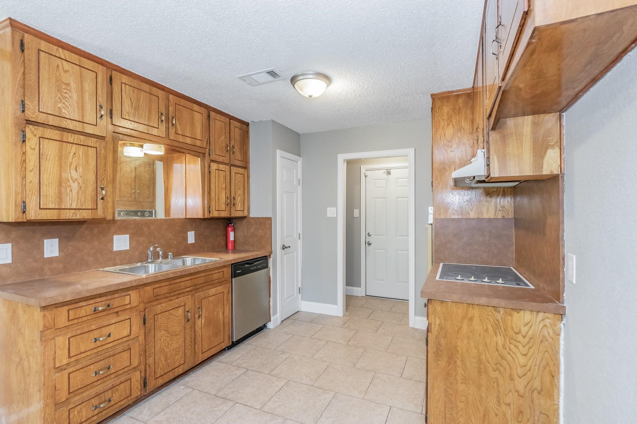 2013 Memphis Drive Bedford TX 76022
