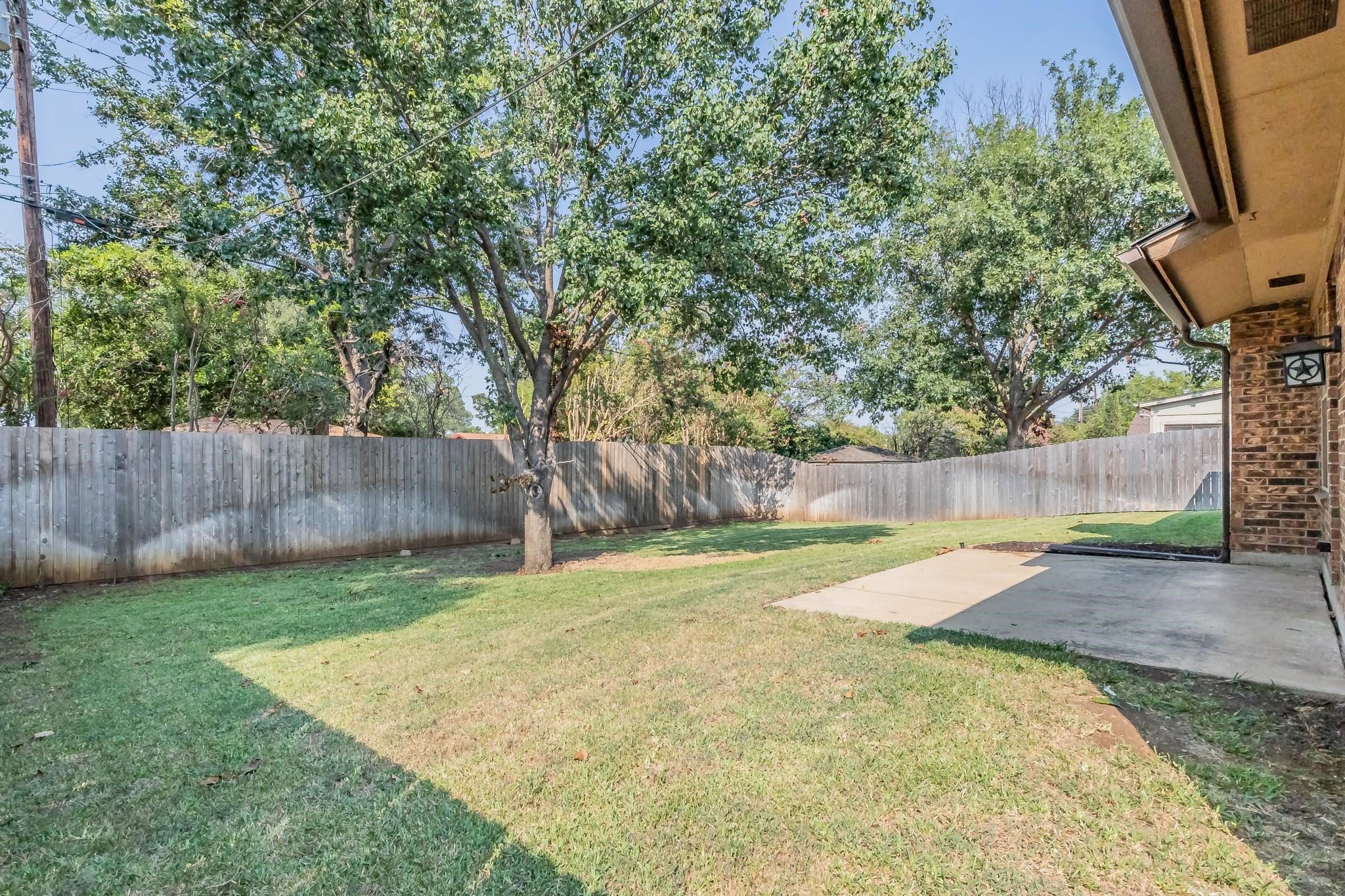 2013 Memphis Drive Bedford TX 76022