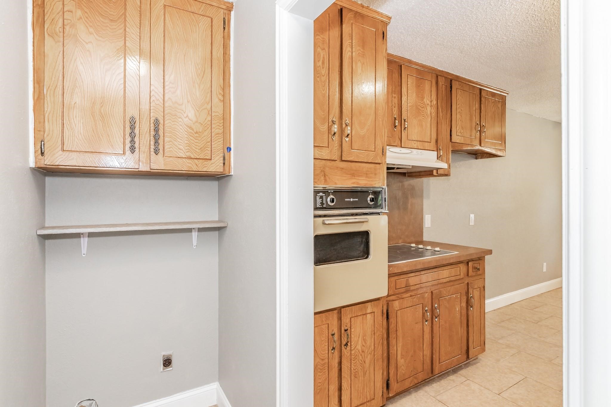 2013 Memphis Drive Bedford TX 76022