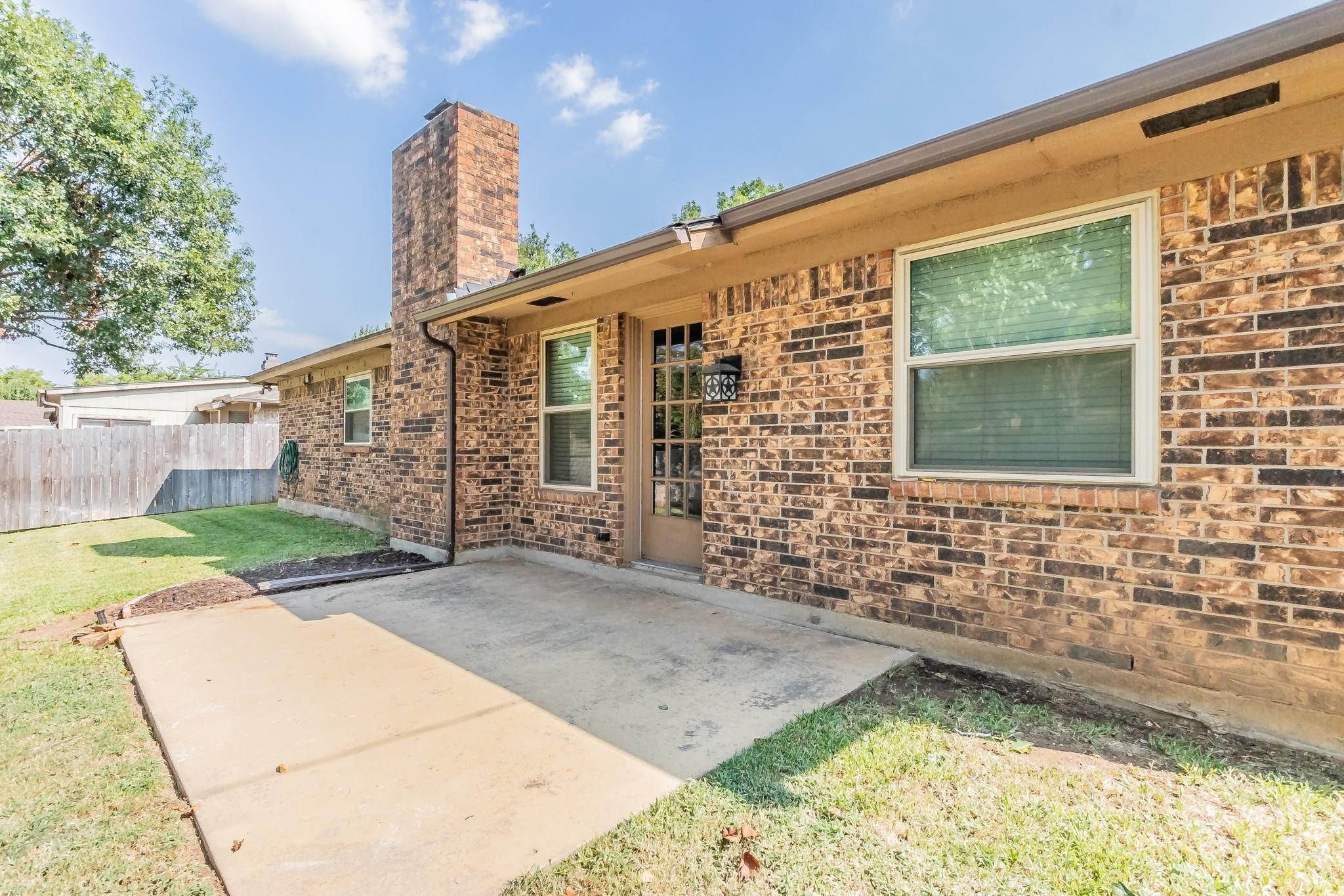 2013 Memphis Drive Bedford TX 76022