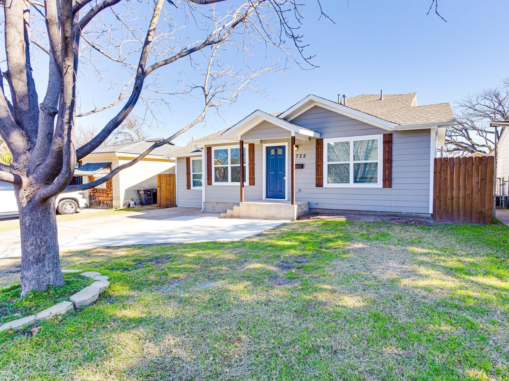 2725 Livingston Avenue Fort Worth TX 76110