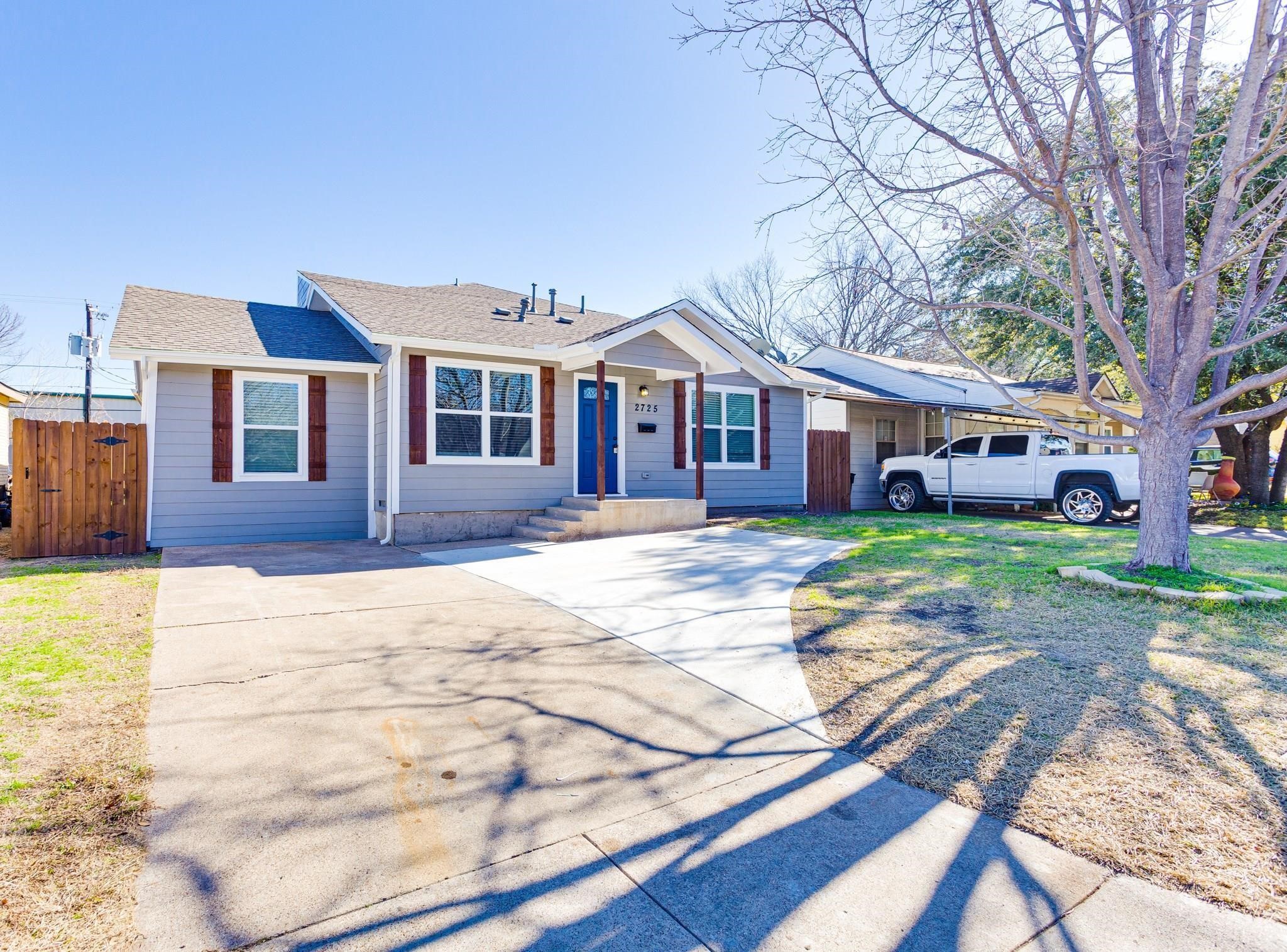 2725 Livingston Avenue Fort Worth TX 76110