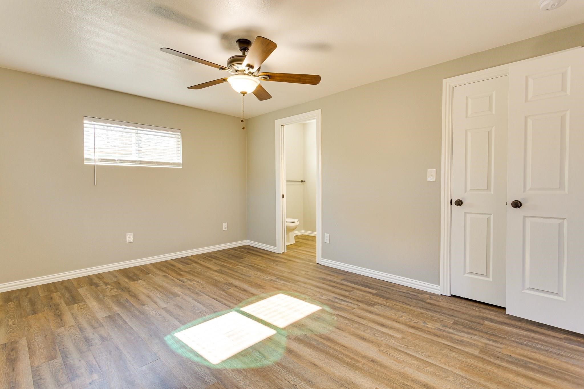2725 Livingston Avenue Fort Worth TX 76110