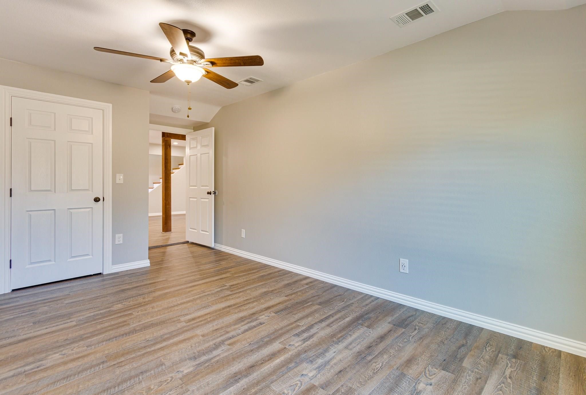 2725 Livingston Avenue Fort Worth TX 76110