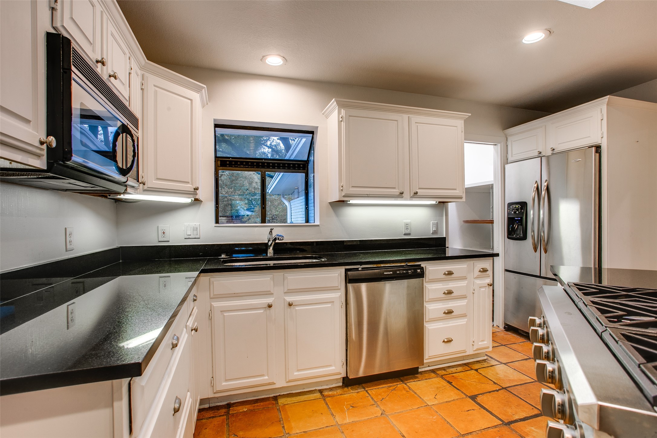 5815 Walnut Hill Lane Dallas TX 75230