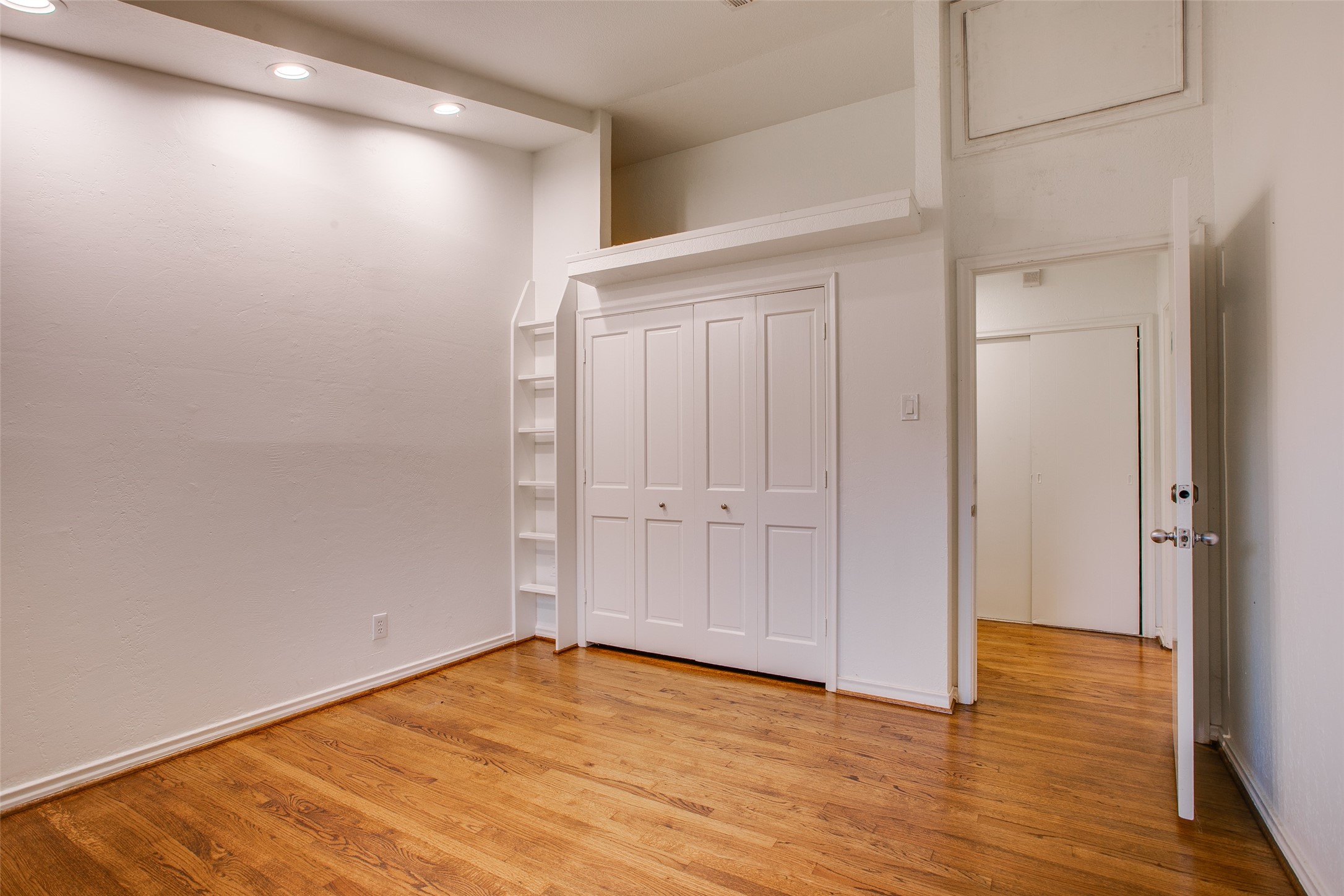 5815 Walnut Hill Lane Dallas TX 75230