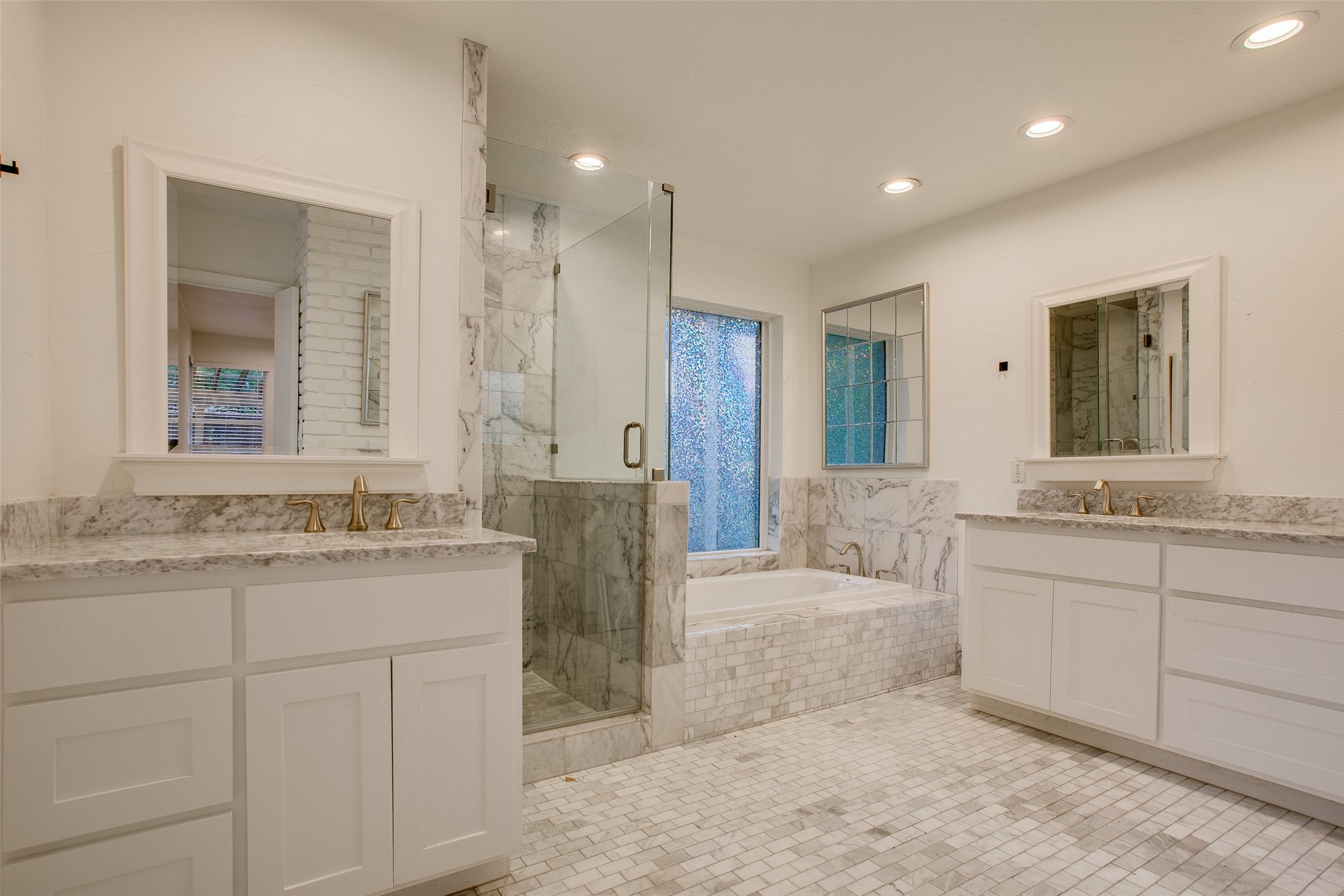 5815 Walnut Hill Lane Dallas TX 75230