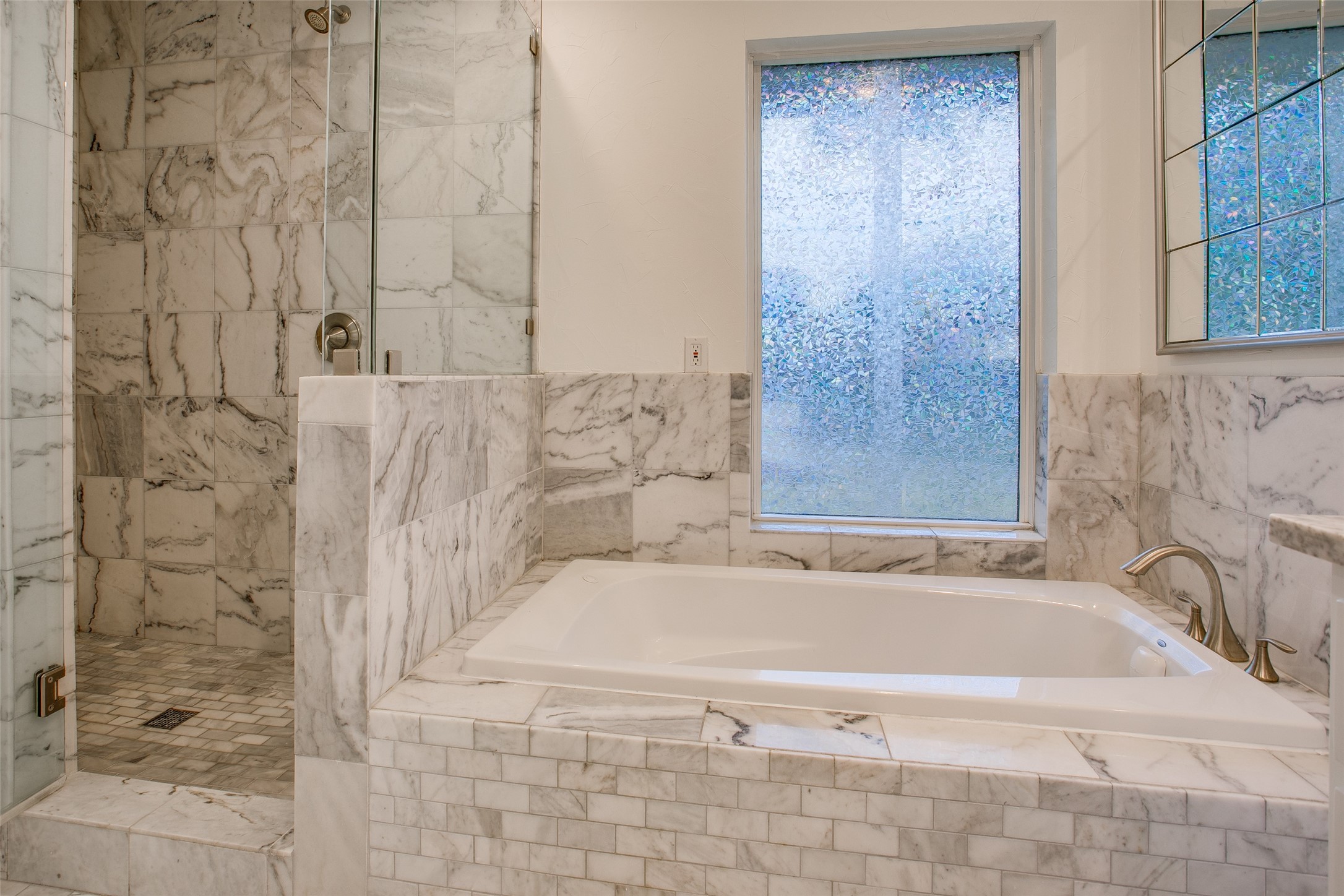 5815 Walnut Hill Lane Dallas TX 75230