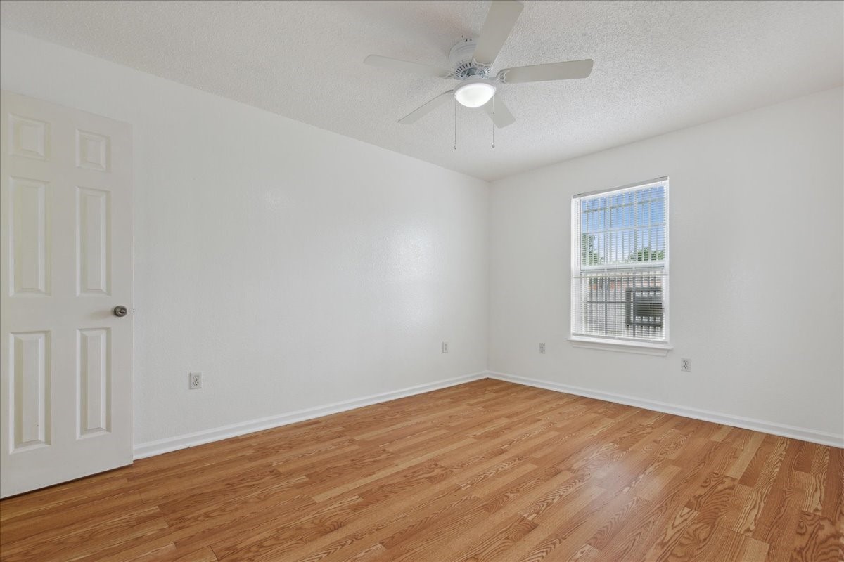 4043 Gray Oak Place Dallas TX 75212