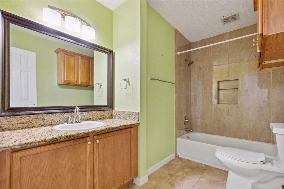 4043 Gray Oak Place Dallas TX 75212
