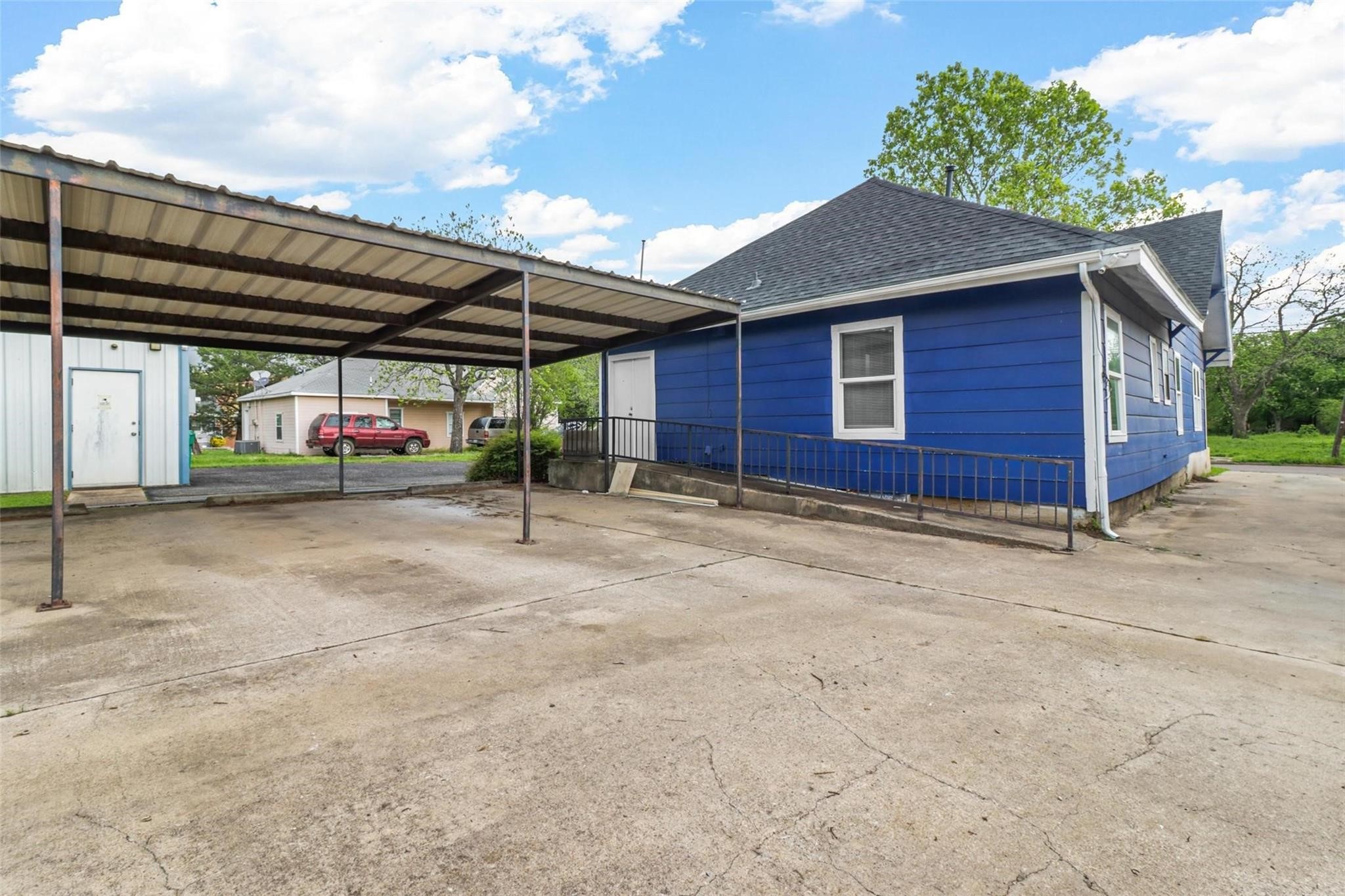 814 N Walnut Street Sherman TX 75090