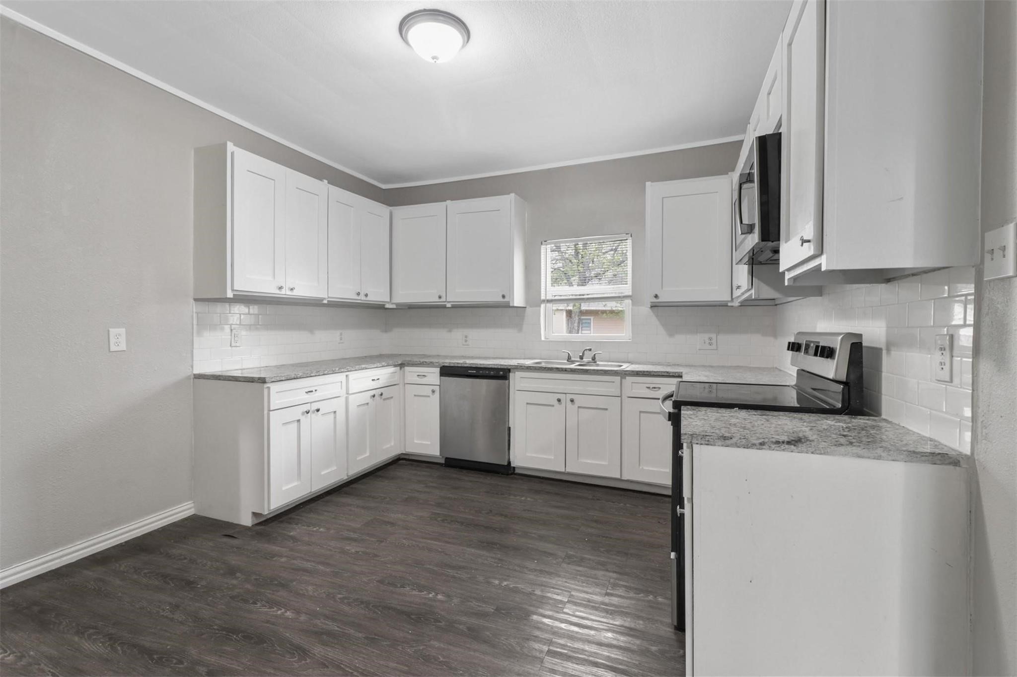 814 N Walnut Street Sherman TX 75090
