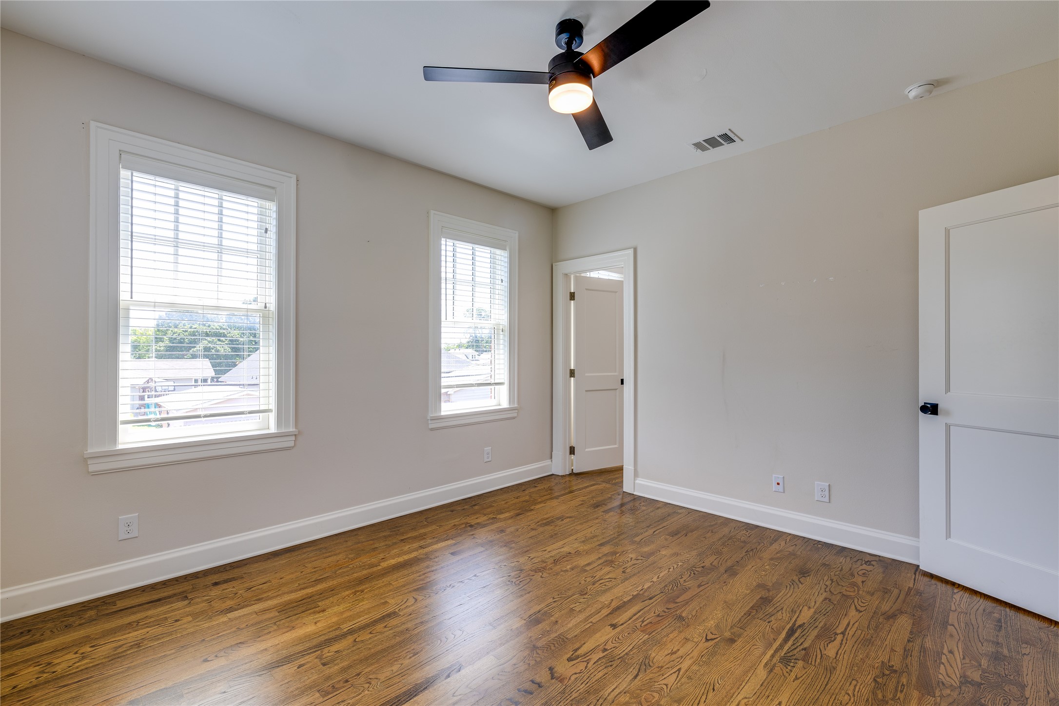 2837 Hemphill Street Fort Worth TX 76110