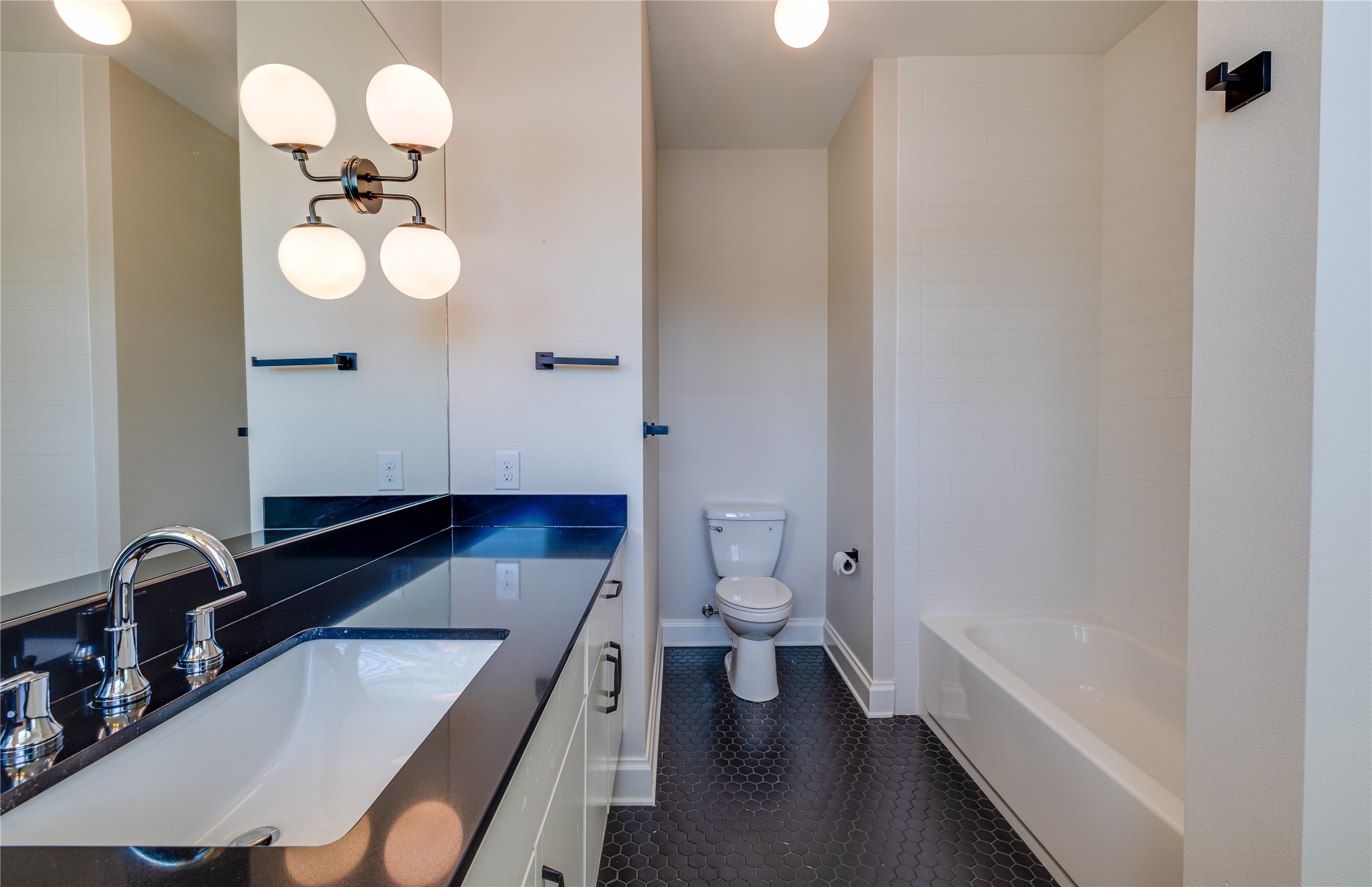 2837 Hemphill Street Fort Worth TX 76110