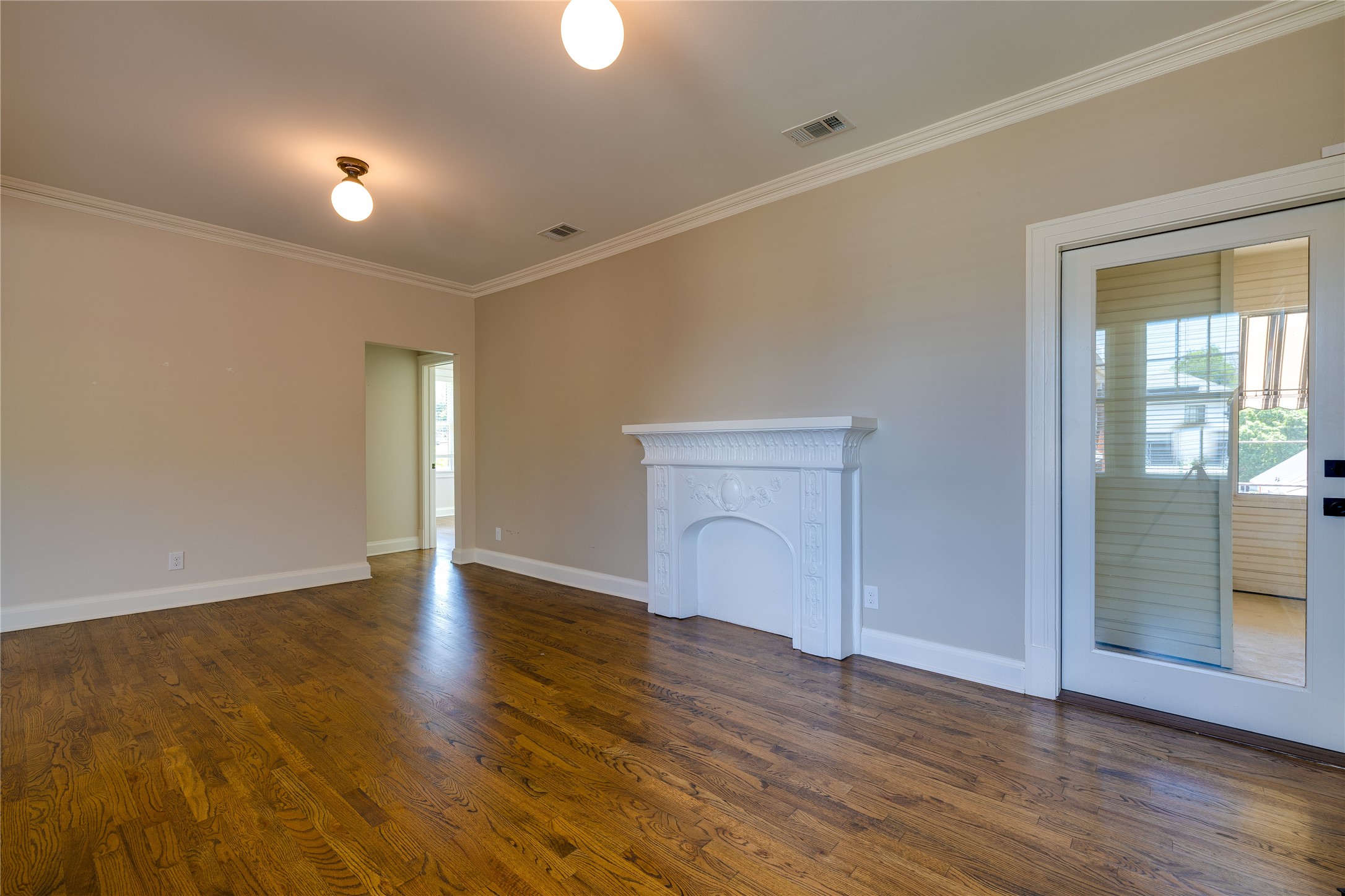 2837 Hemphill Street Fort Worth TX 76110