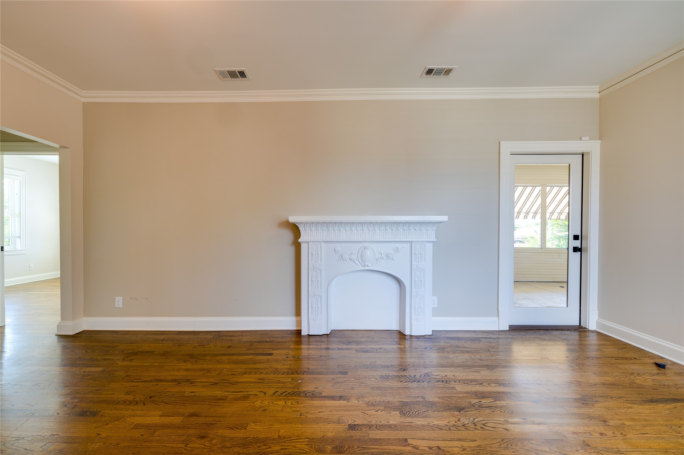 2837 Hemphill Street Fort Worth TX 76110