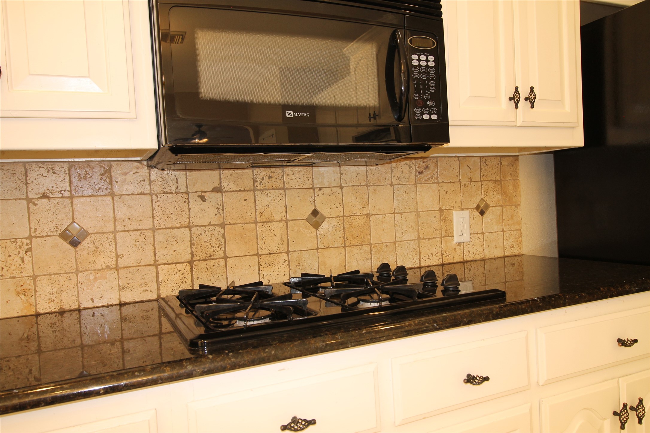 2719 Hidden Lake Drive Grapevine TX 76051