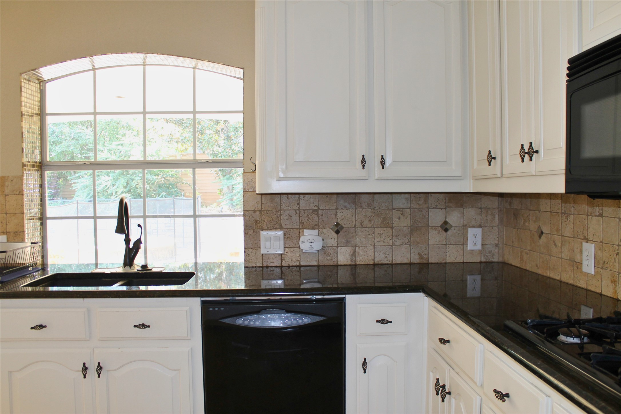 2719 Hidden Lake Drive Grapevine TX 76051