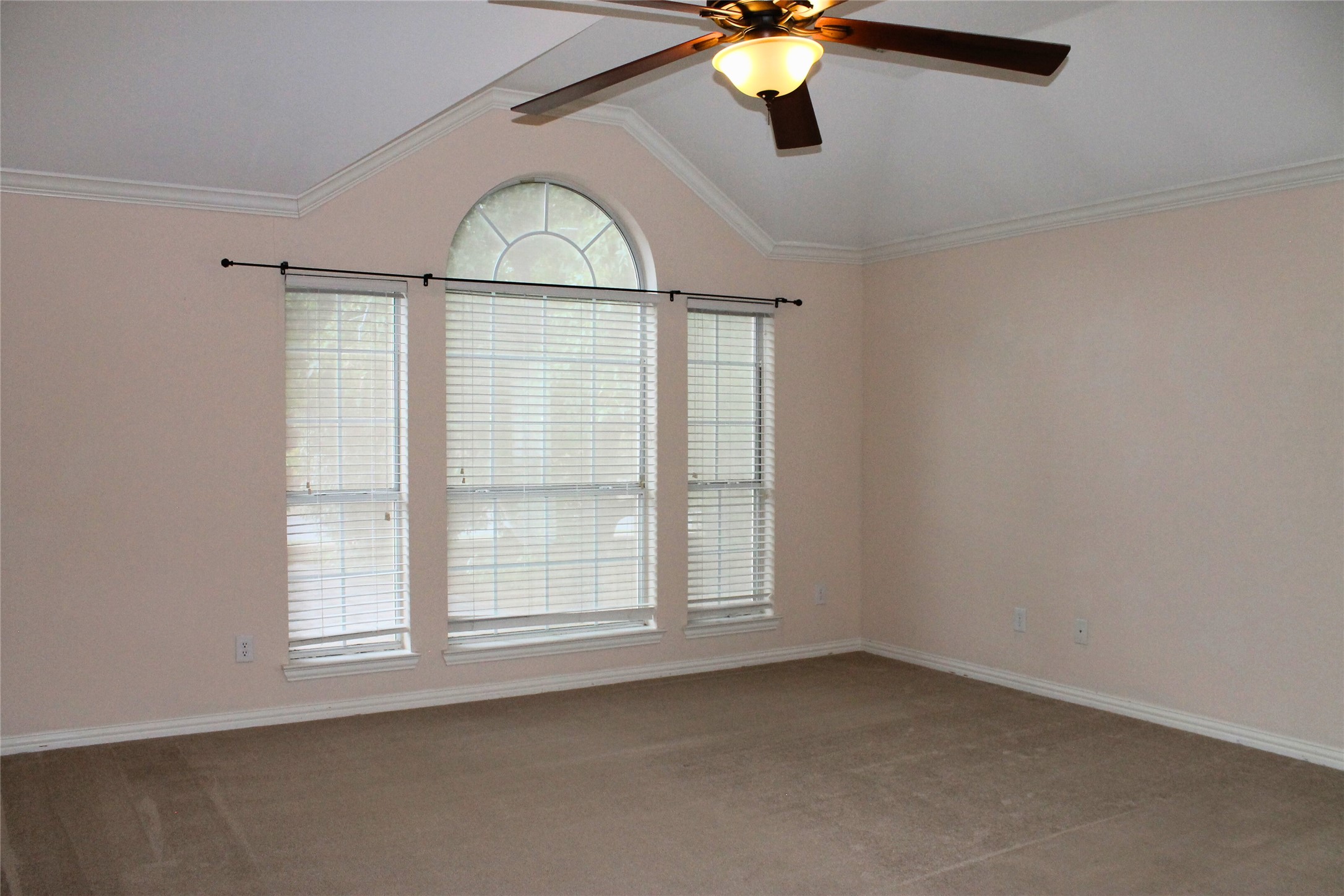 2719 Hidden Lake Drive Grapevine TX 76051