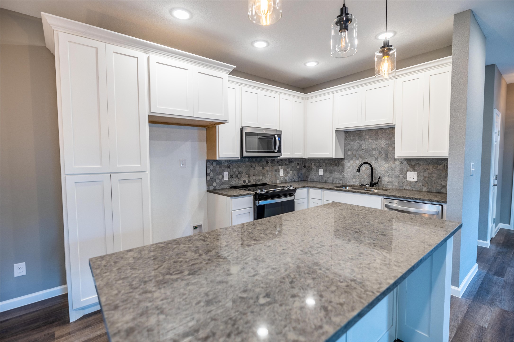 207 S James Street Alvarado TX 76009