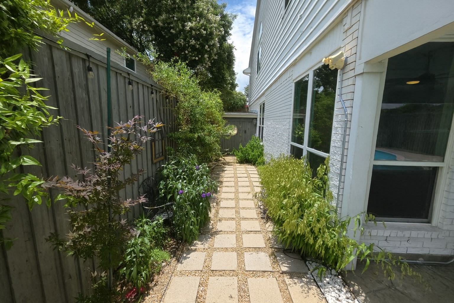 2009 Antwerp Avenue Plano TX 75025