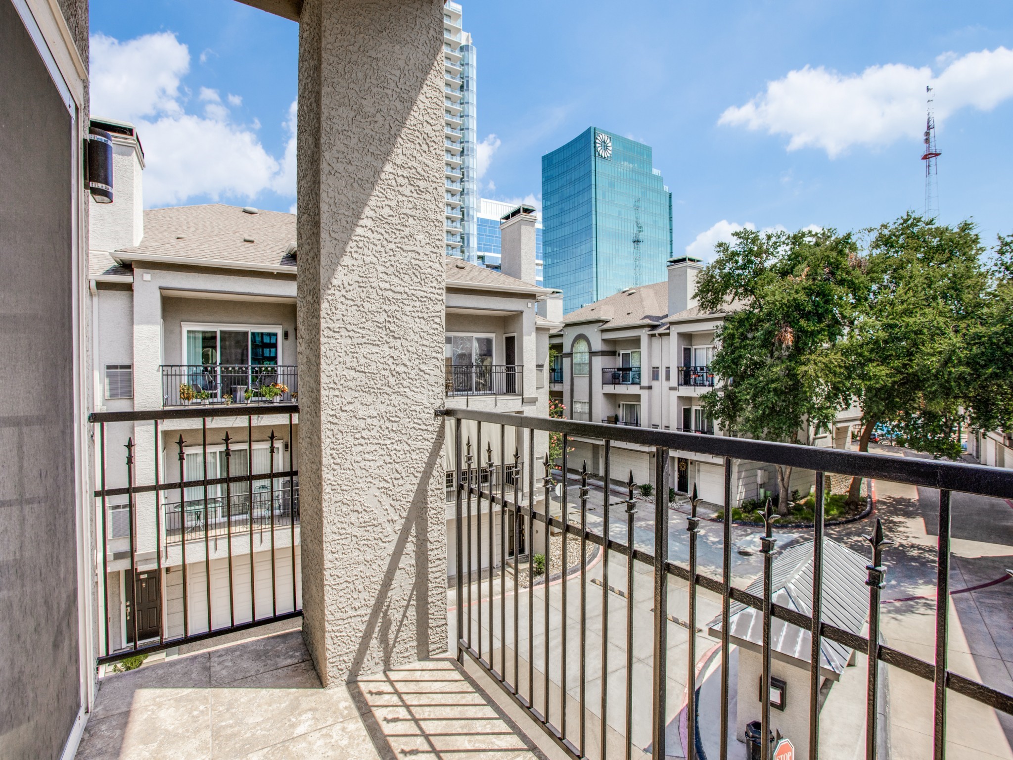 2201 Wolf Street Dallas TX 75201
