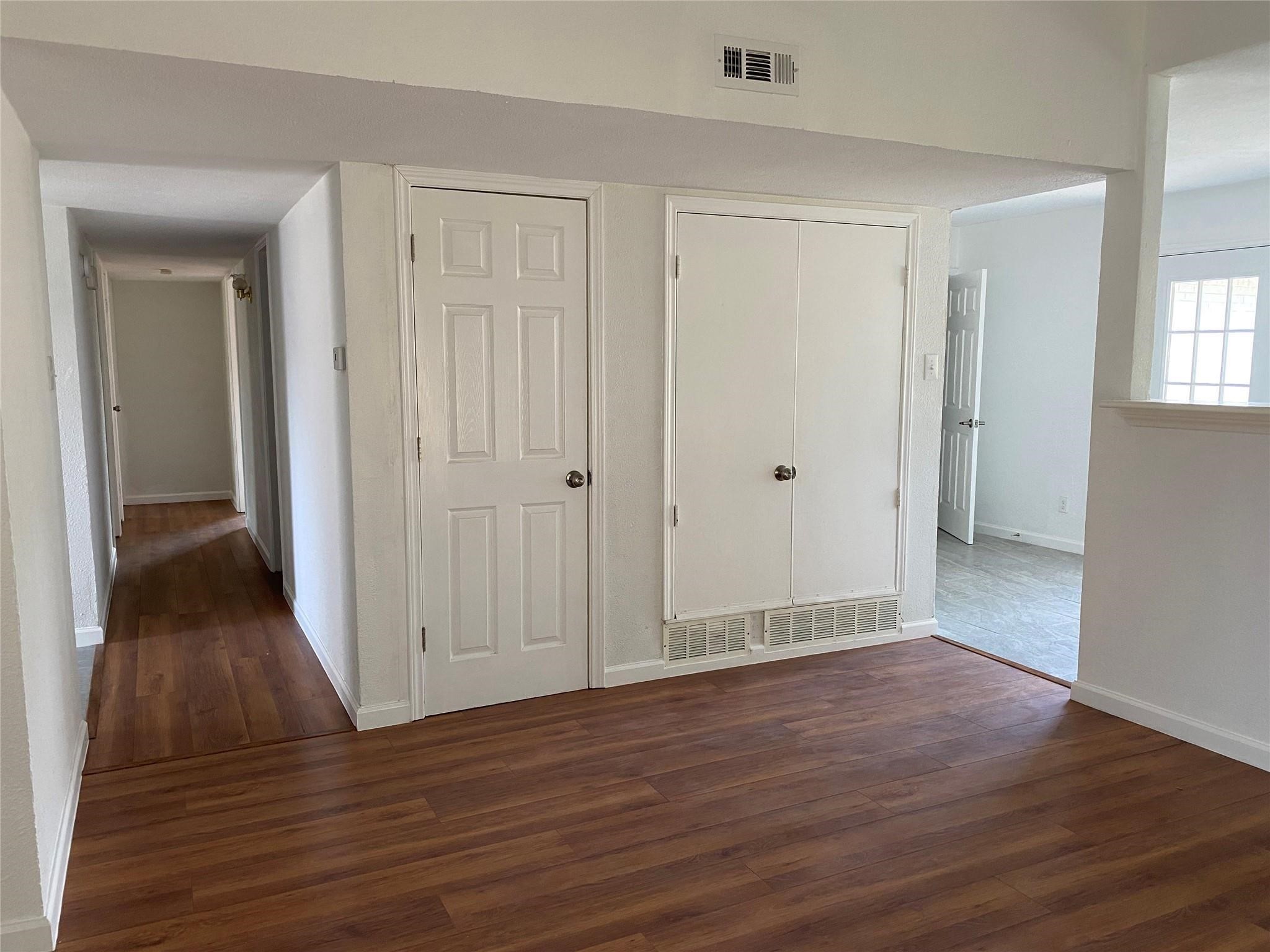 854 Timberdale Street Grand Prairie TX 75052