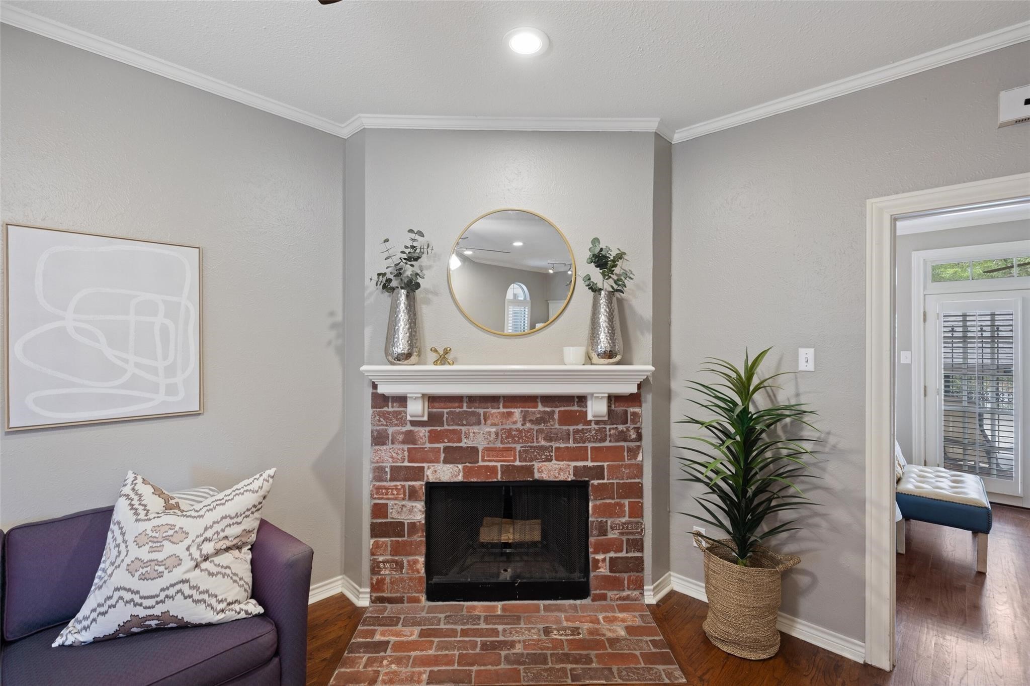 6318 Richmond Avenue Dallas TX 75214