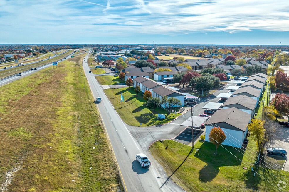 1301 W Highway 287 Bypass Waxahachie TX 75165