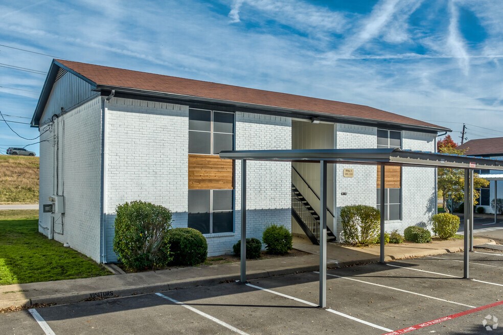 1301 W Highway 287 Bypass Waxahachie TX 75165