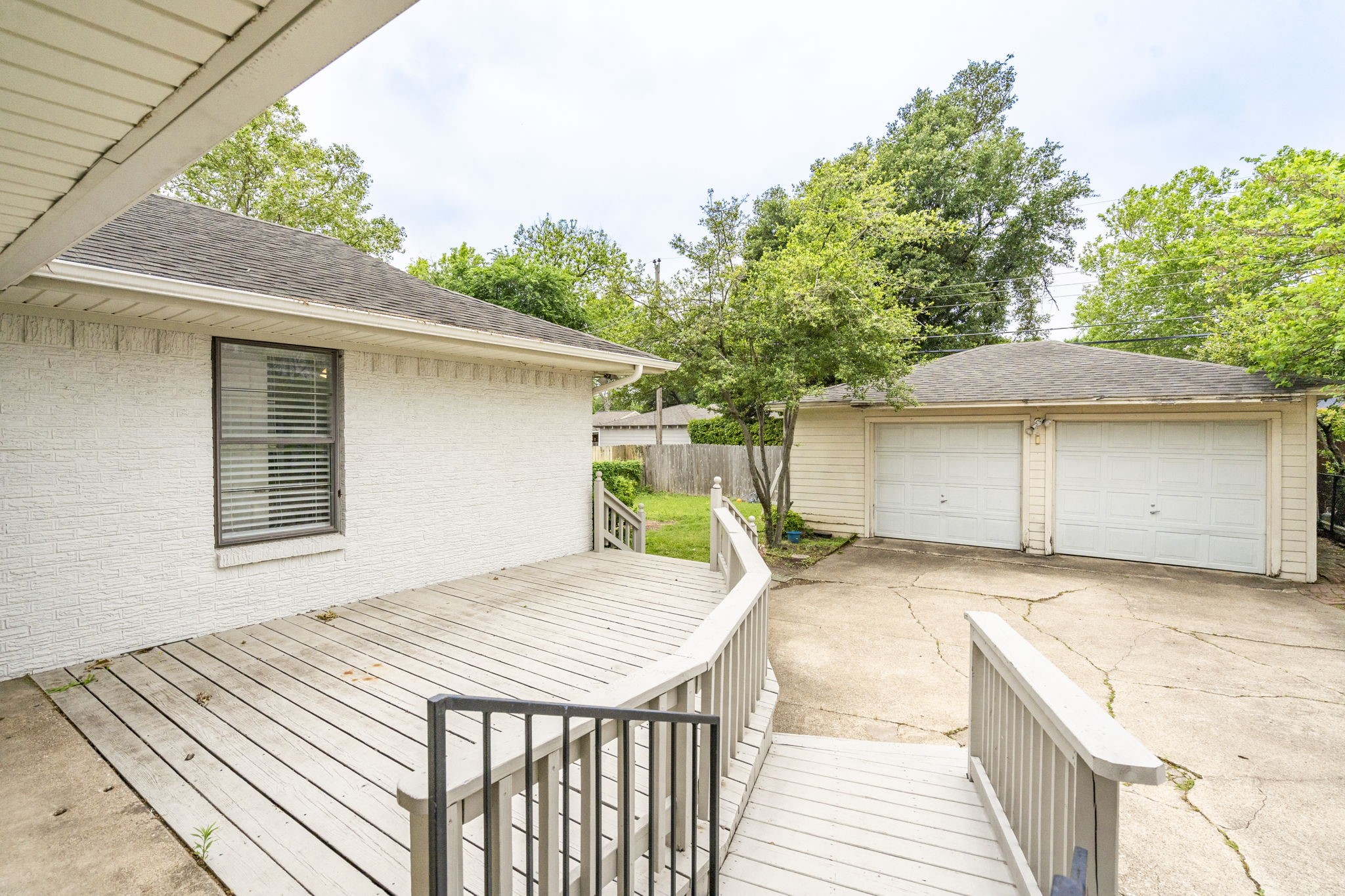 9203 Livenshire Drive Dallas TX 75238